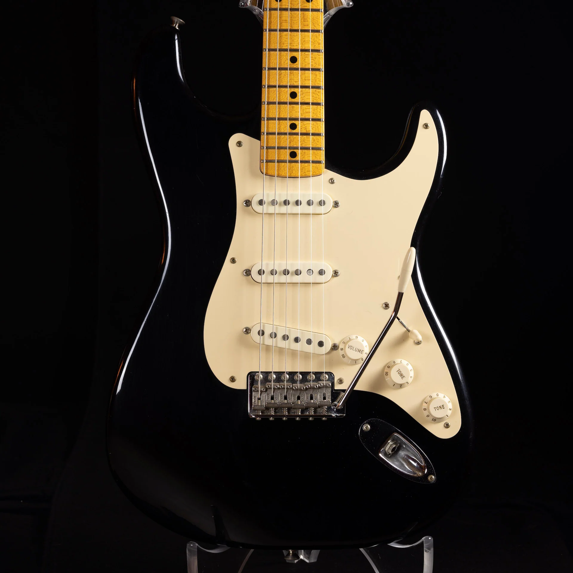 Used 2006 Fender Artist Series Eric Johnson Stratocaster Black Electric Guitar With OHSC & Case Candy