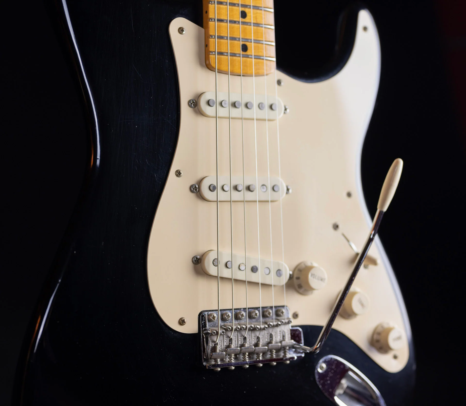 Used 2006 Fender Artist Series Eric Johnson Stratocaster Black Electric Guitar With OHSC & Case Candy - Image 3