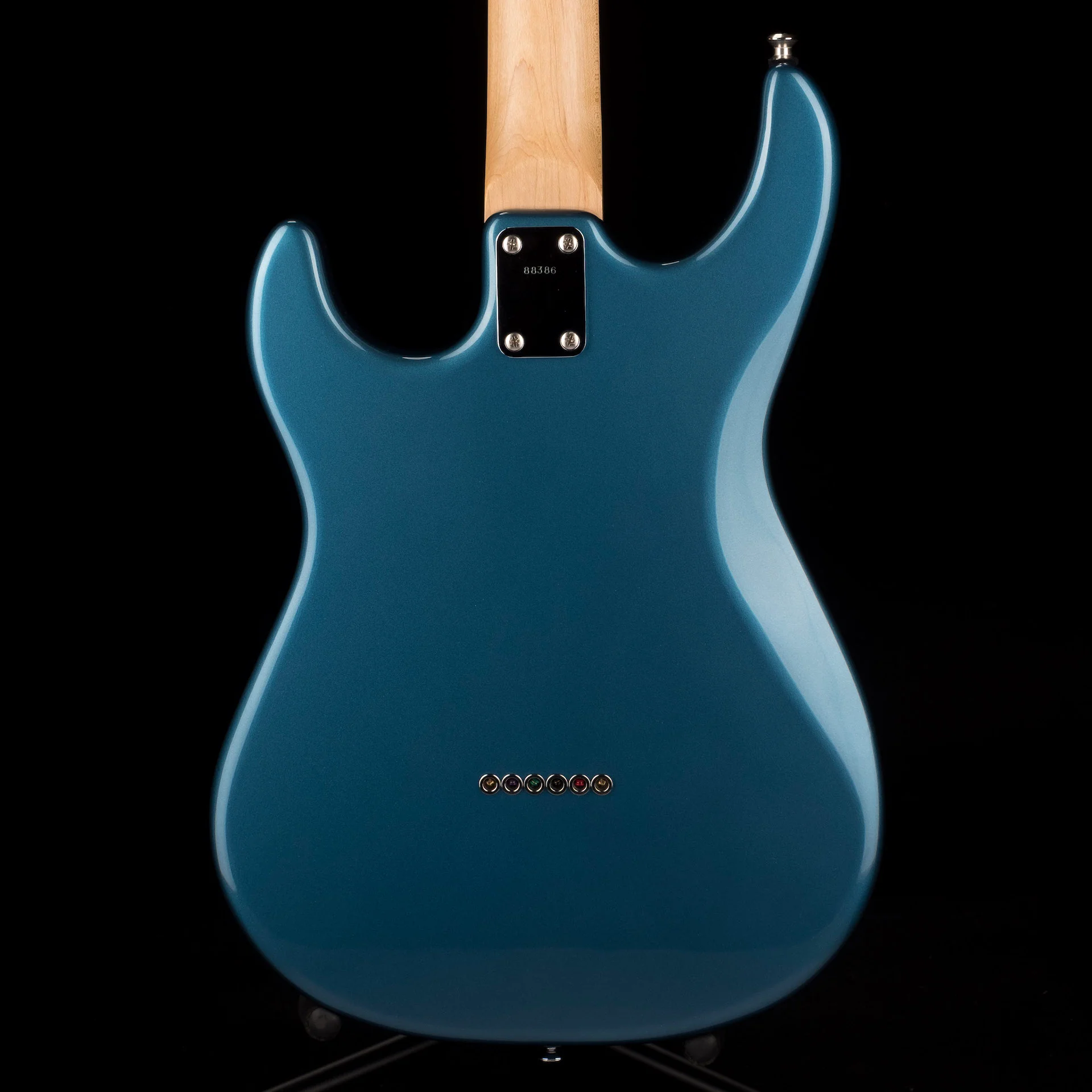 Used 2007 Carvin Bolt Sapphire Blue with OHSC - Image 12