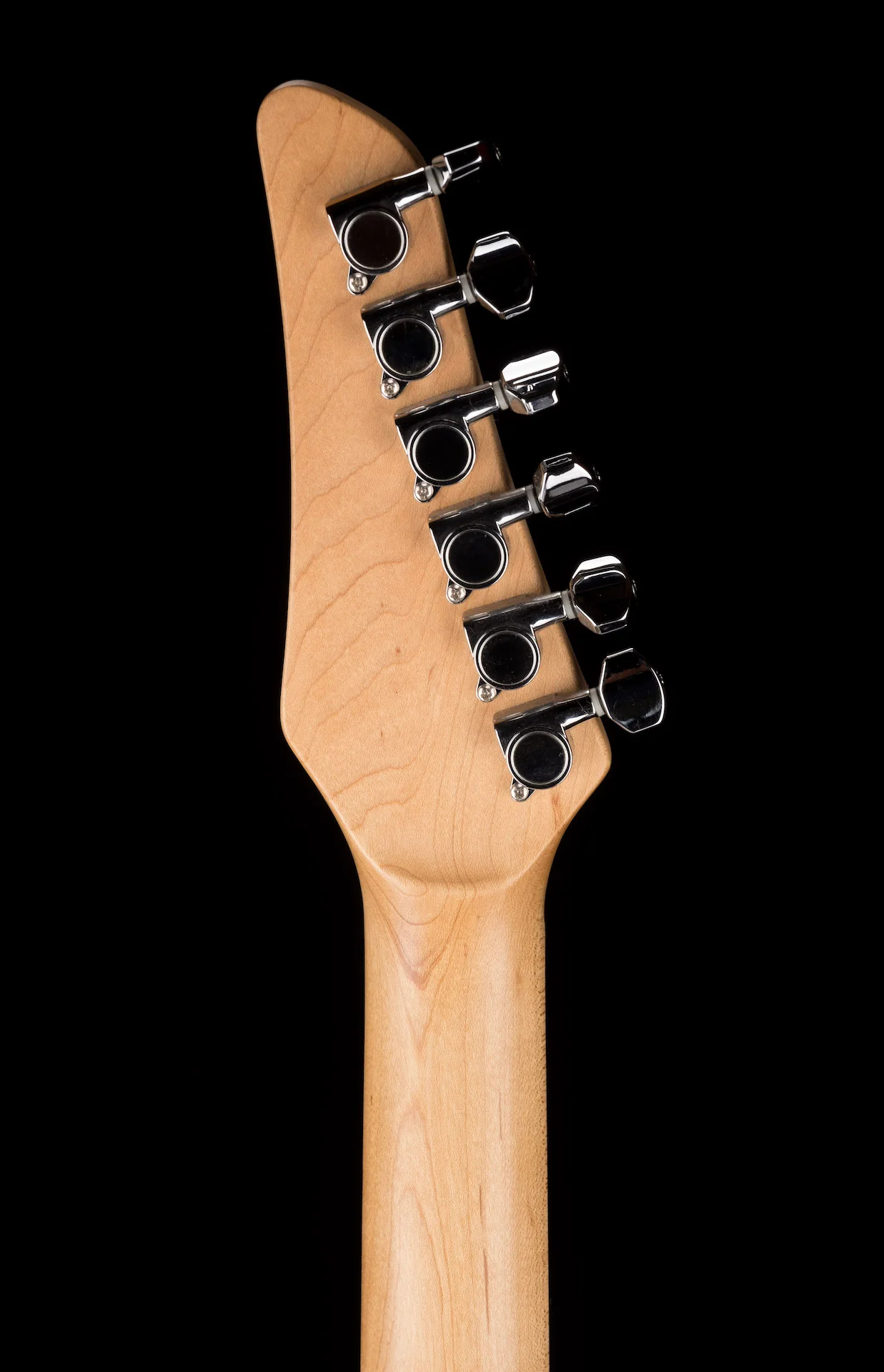 Used 2007 Carvin Bolt Sapphire Blue with OHSC - Image 16