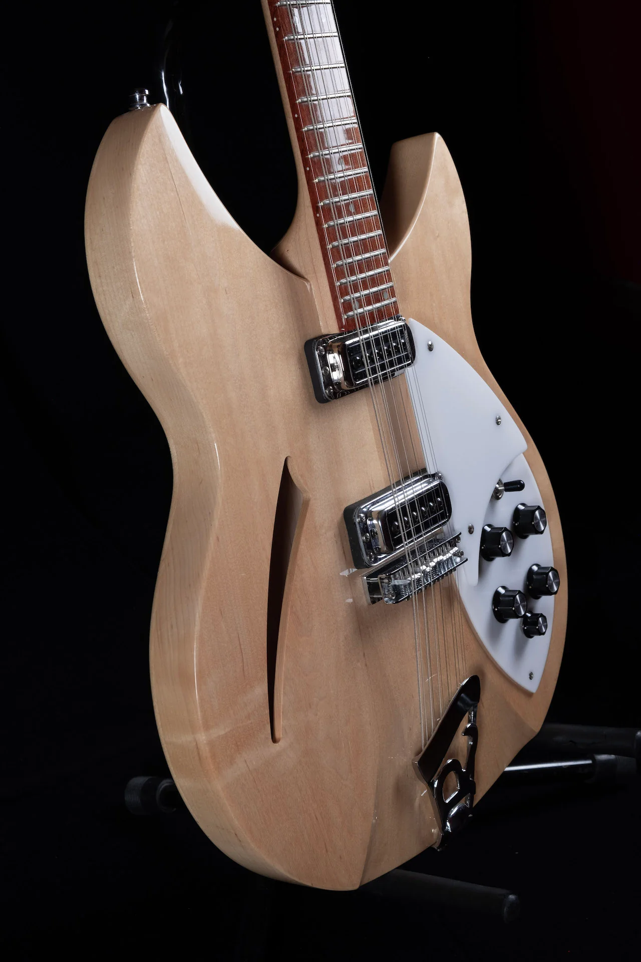 Used 2008 Rickenbacker 330/12MG Mapleglo 12 String Electric Guitar with OHSC - Image 4