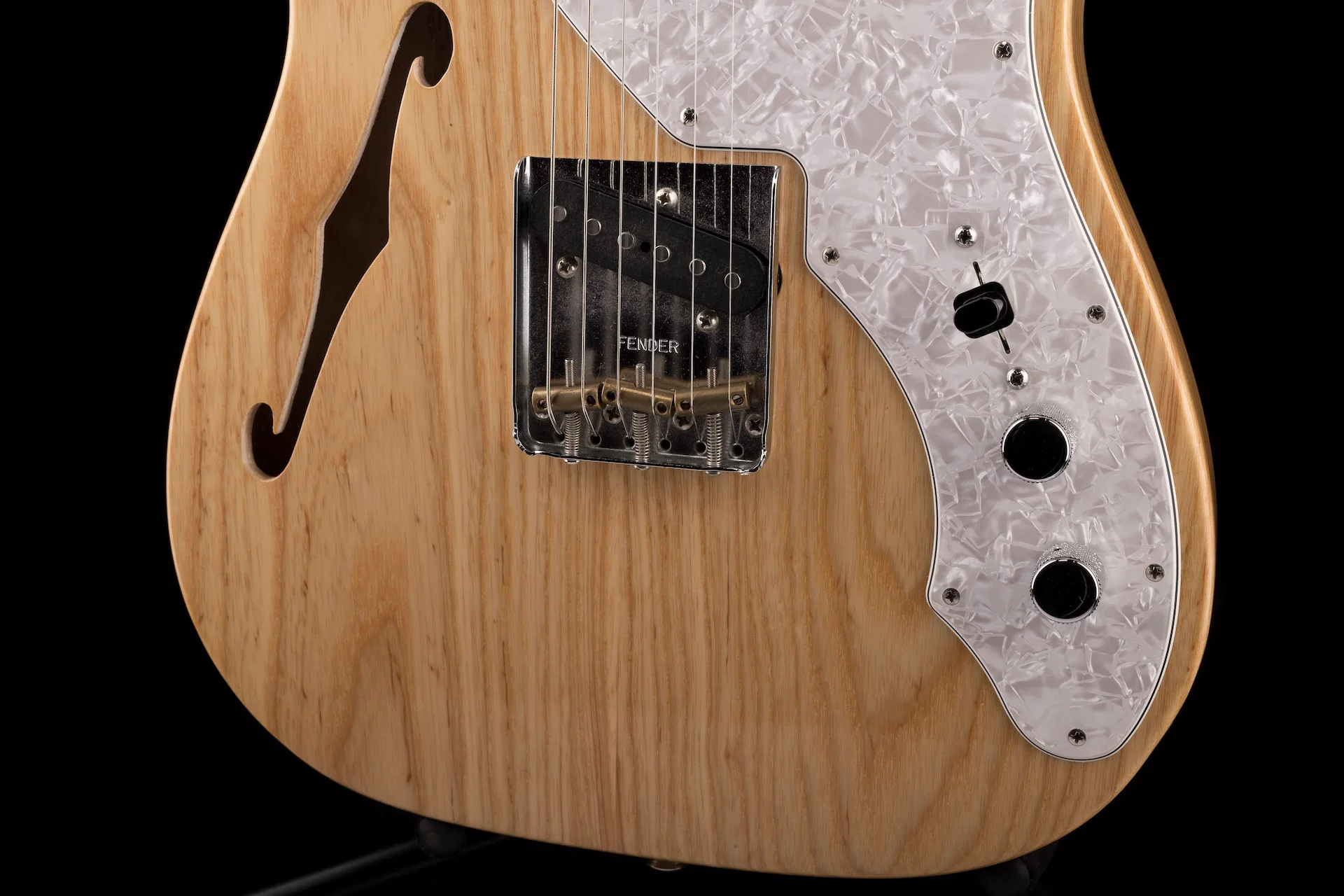 Used '09 Fender FSR Thinskin 1968 Telecaster Thinline Natural W/ OHSC & Upgrades - Image 5