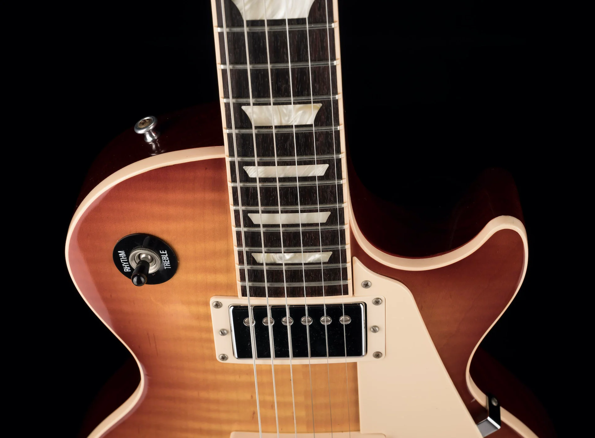 Used 2010 Gibson Les Paul Traditional Iced Tea Burst with OHSC - Image 3