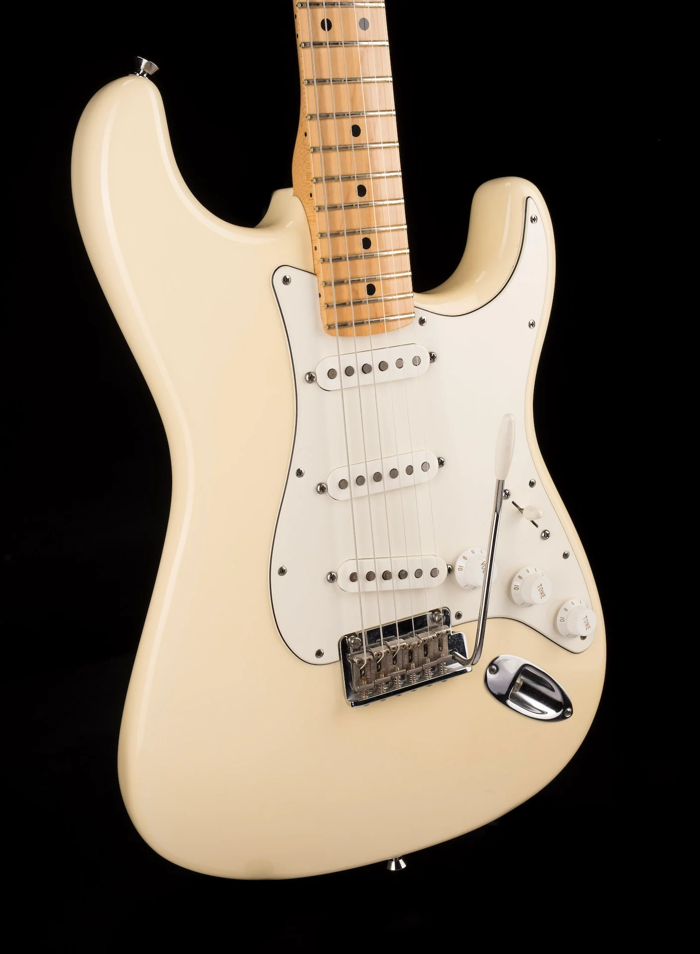Used 2011 Fender American Standard Stratocaster Olympic White with OHSC - Image 10