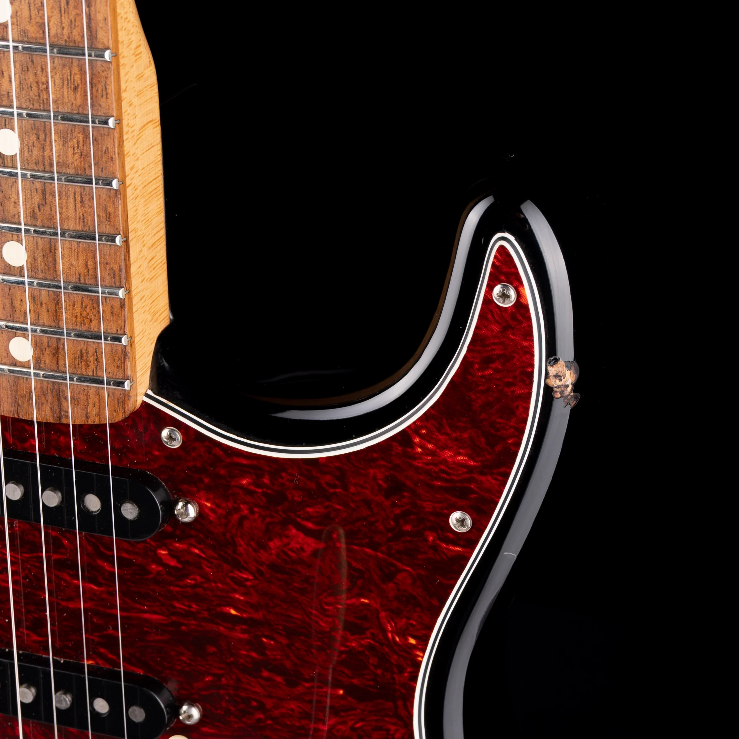 Used 2011 Fender Standard Stratocaster 3-Tone Sunburst with Case - Image 4