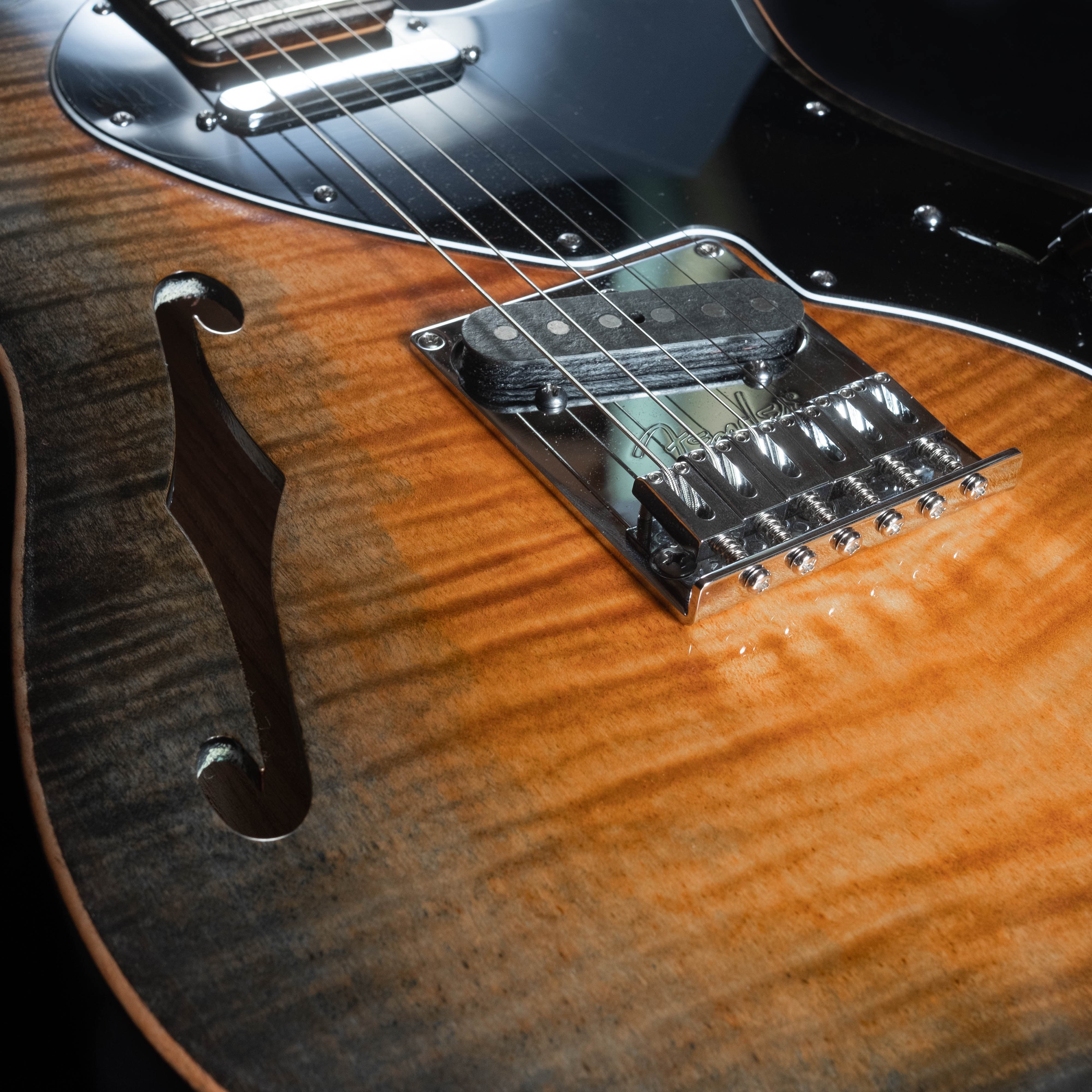 Used '12 Fender American Design Experience Select Telecaster Thinline Greenburst OHSC - Image 6