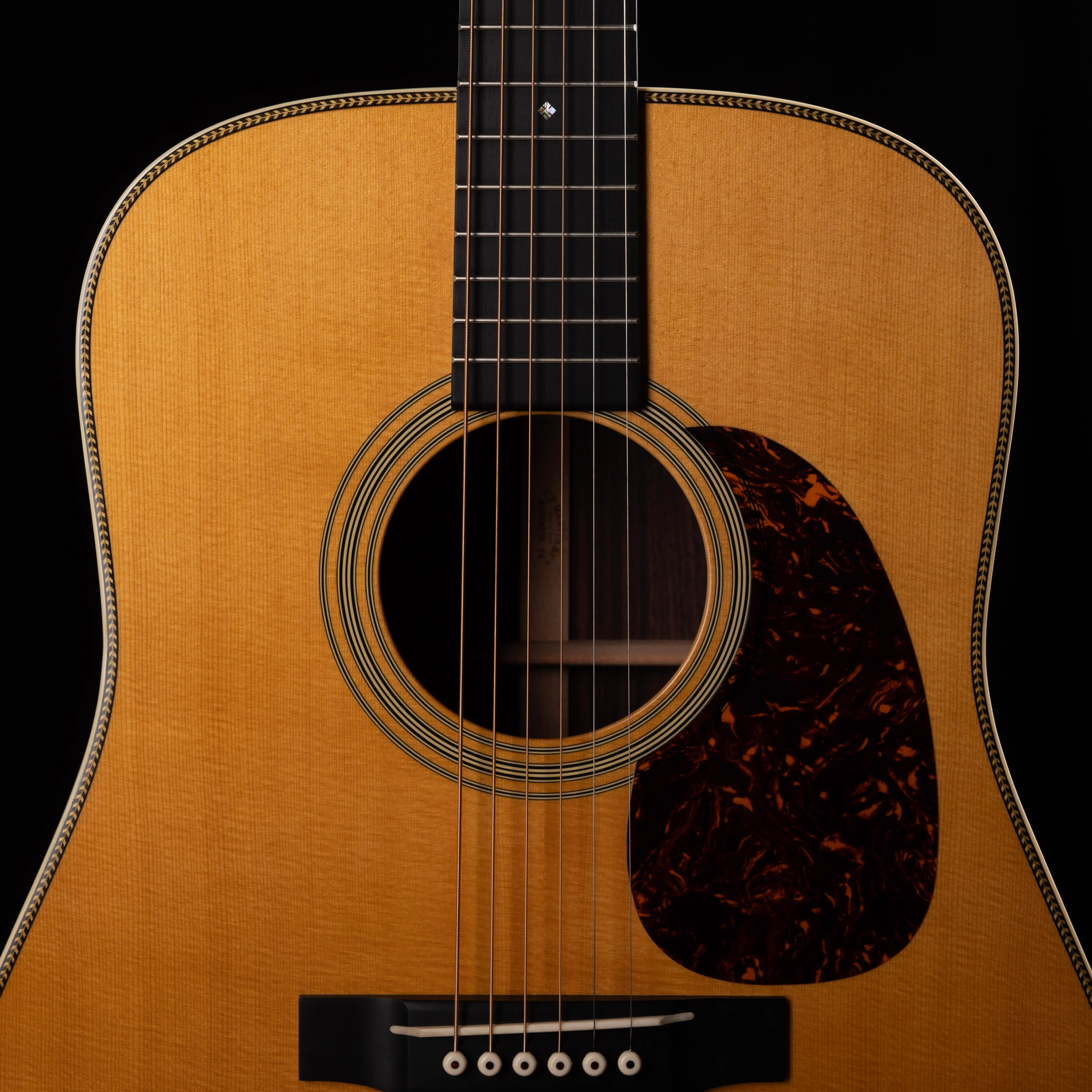 Used 2013 Martin HD-28V Natural with OHSC - Image 5