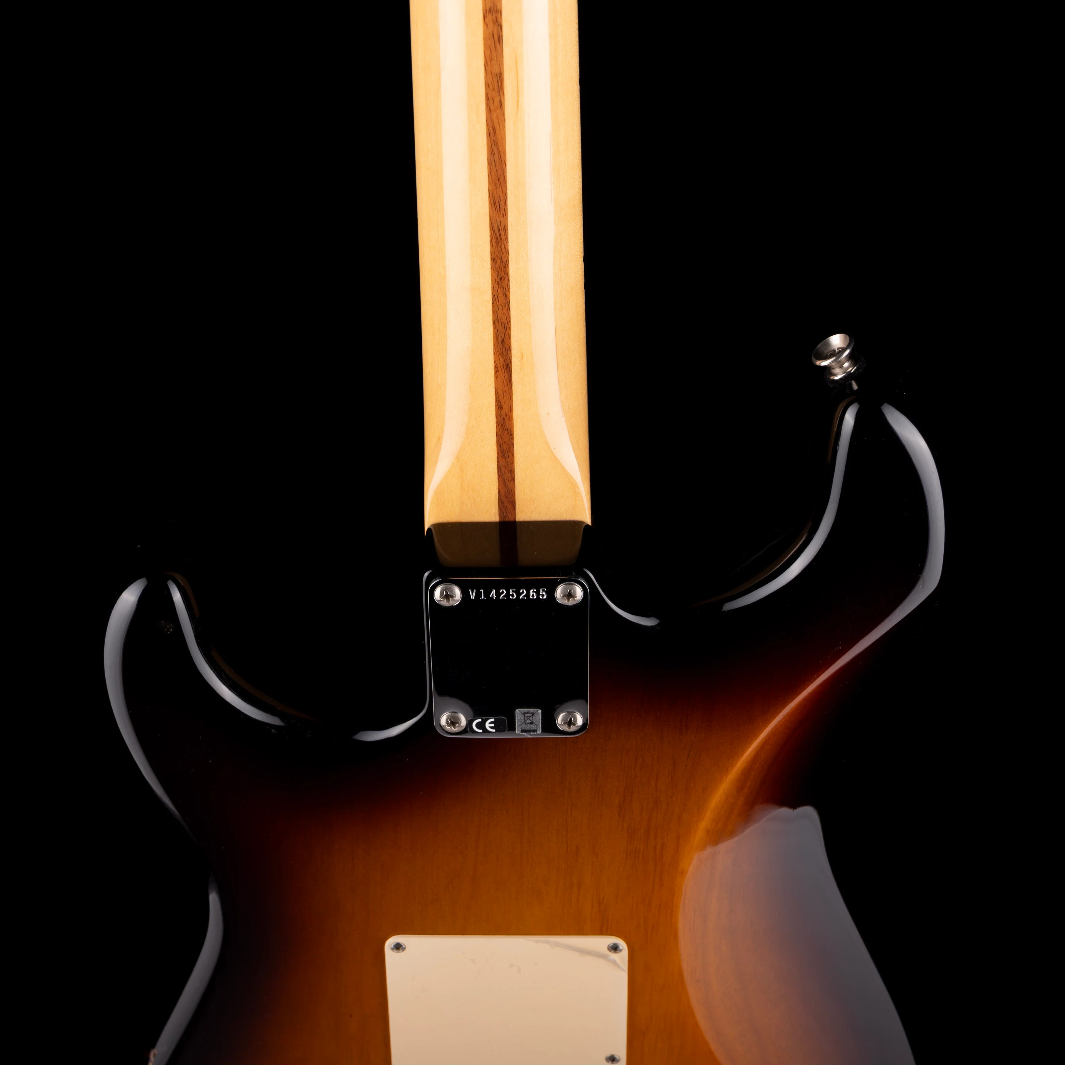 Used 2014 Fender 60th Anniversary American Vintage 1954 Stratocaster 2-Tone Sunburst with OHSC - Image 12