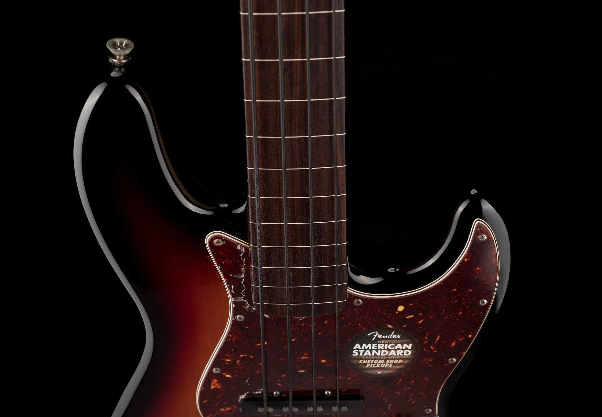 Used 2015 American Standard Jazz Bass Fretless 3-Tone Sunburst with OHSC - Image 3
