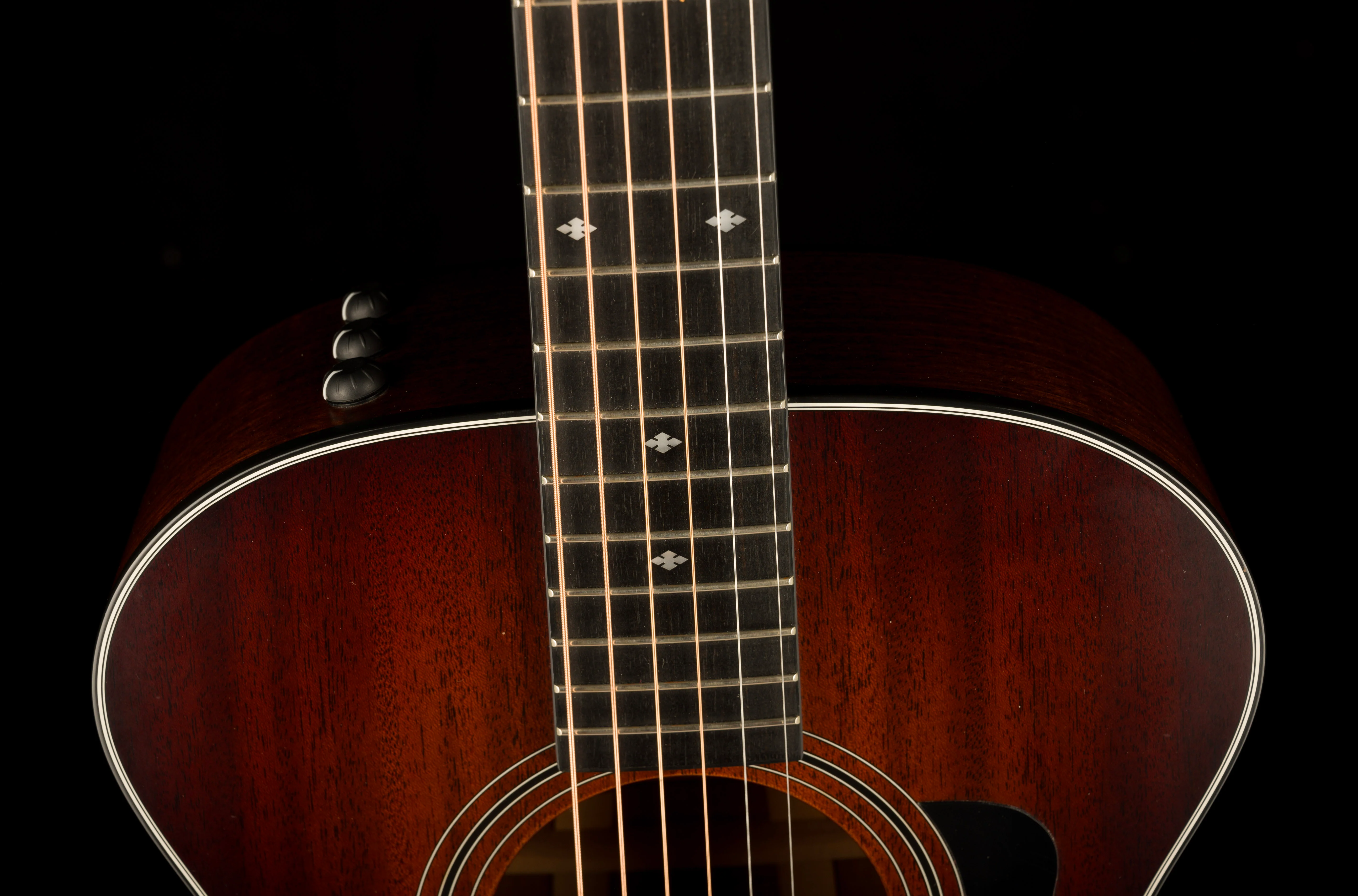 Used 2016 Taylor 322e Edgeburst with OHSC - Image 4