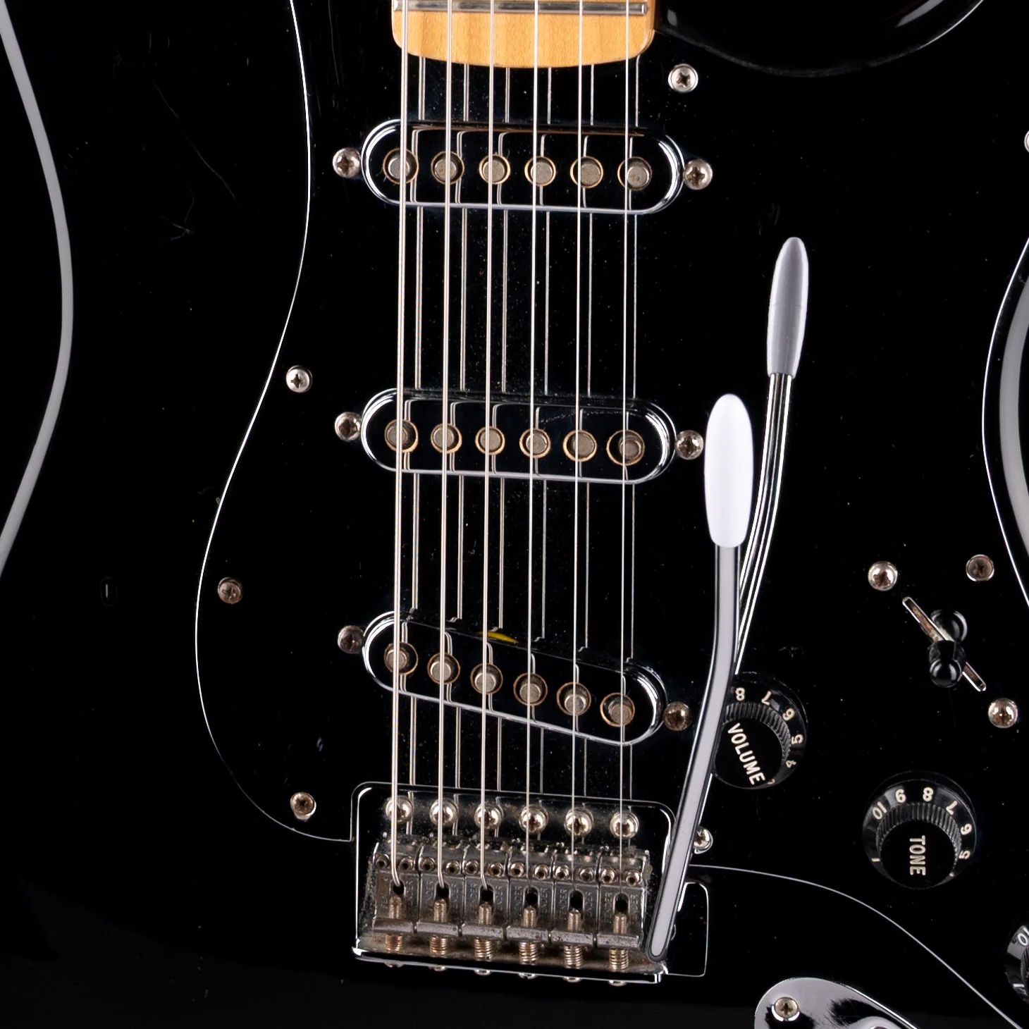 Used 2017 Fender Special Edition Standard Stratocaster Customized Black - Image 4