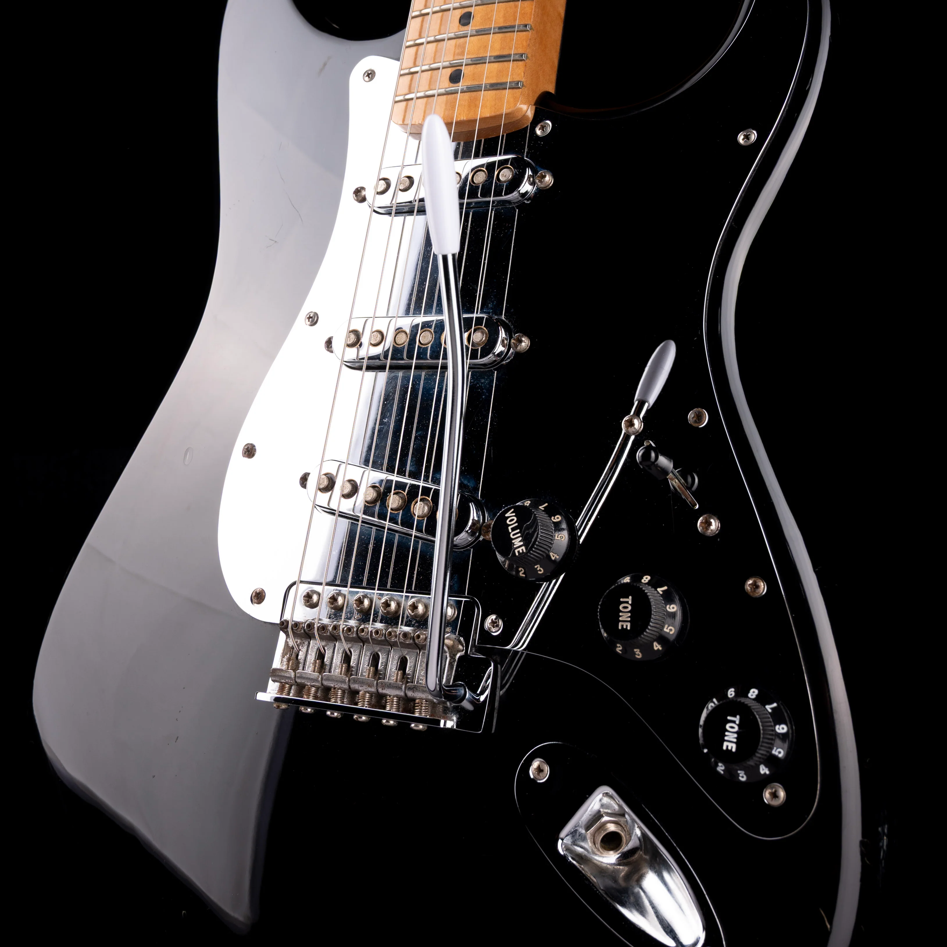 Used 2017 Fender Special Edition Standard Stratocaster Customized Black - Image 5