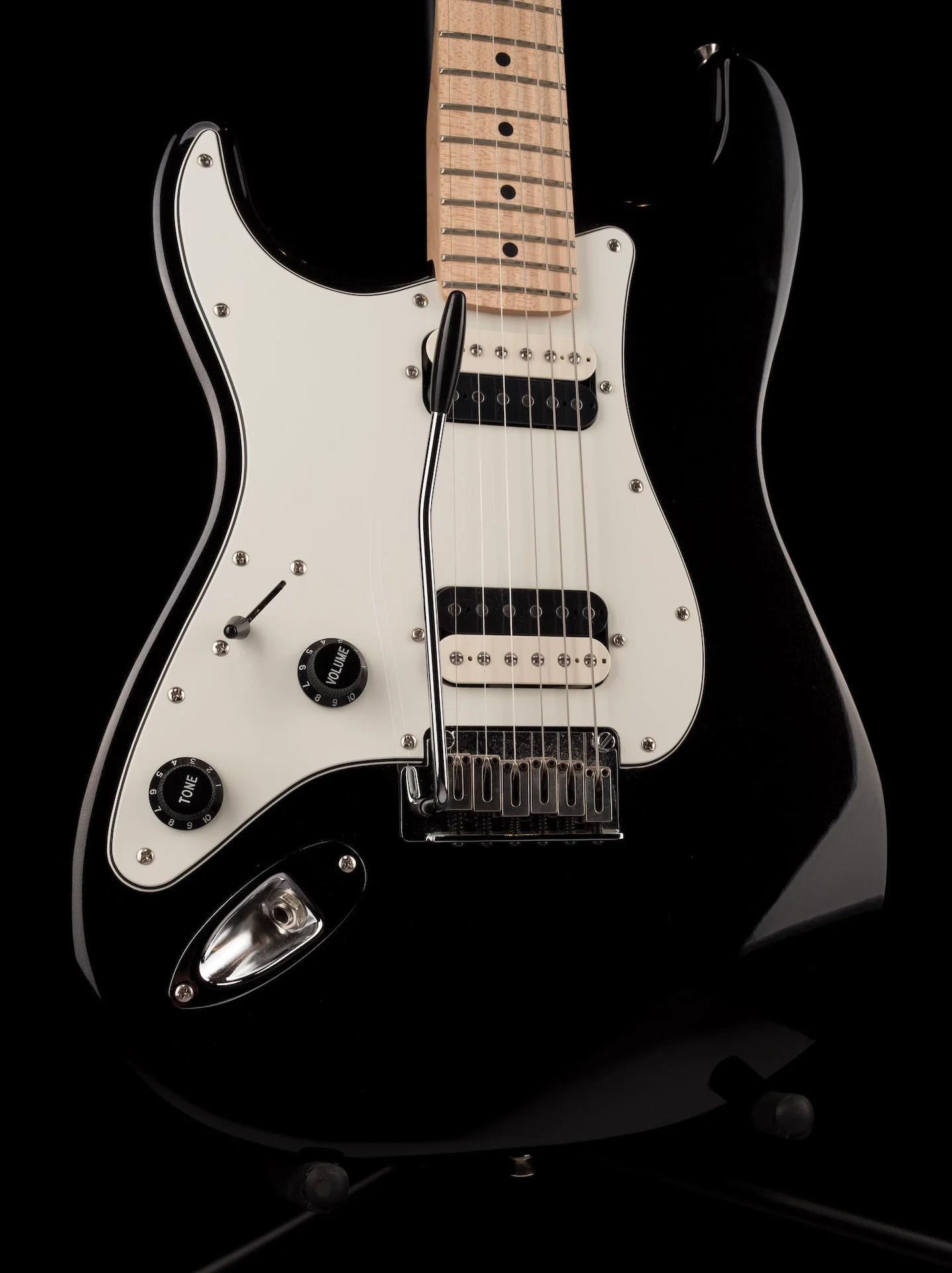 Used 2019 Squier Contemporary Stratocaster HH Left-Handed Black Metallic Electric Guitar - Image 8