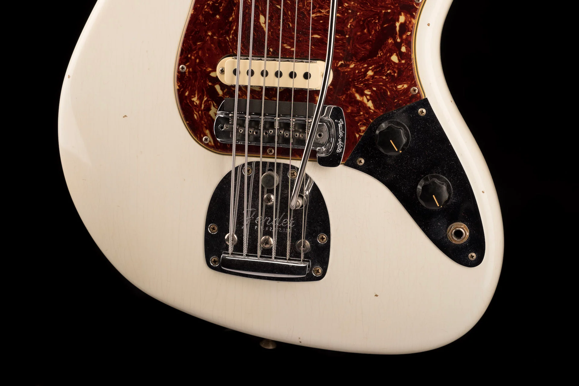 Used '20 Fender Custom Shop Bass VI Journeyman Relic Aged Olympic White w/ OHSC - Image 5