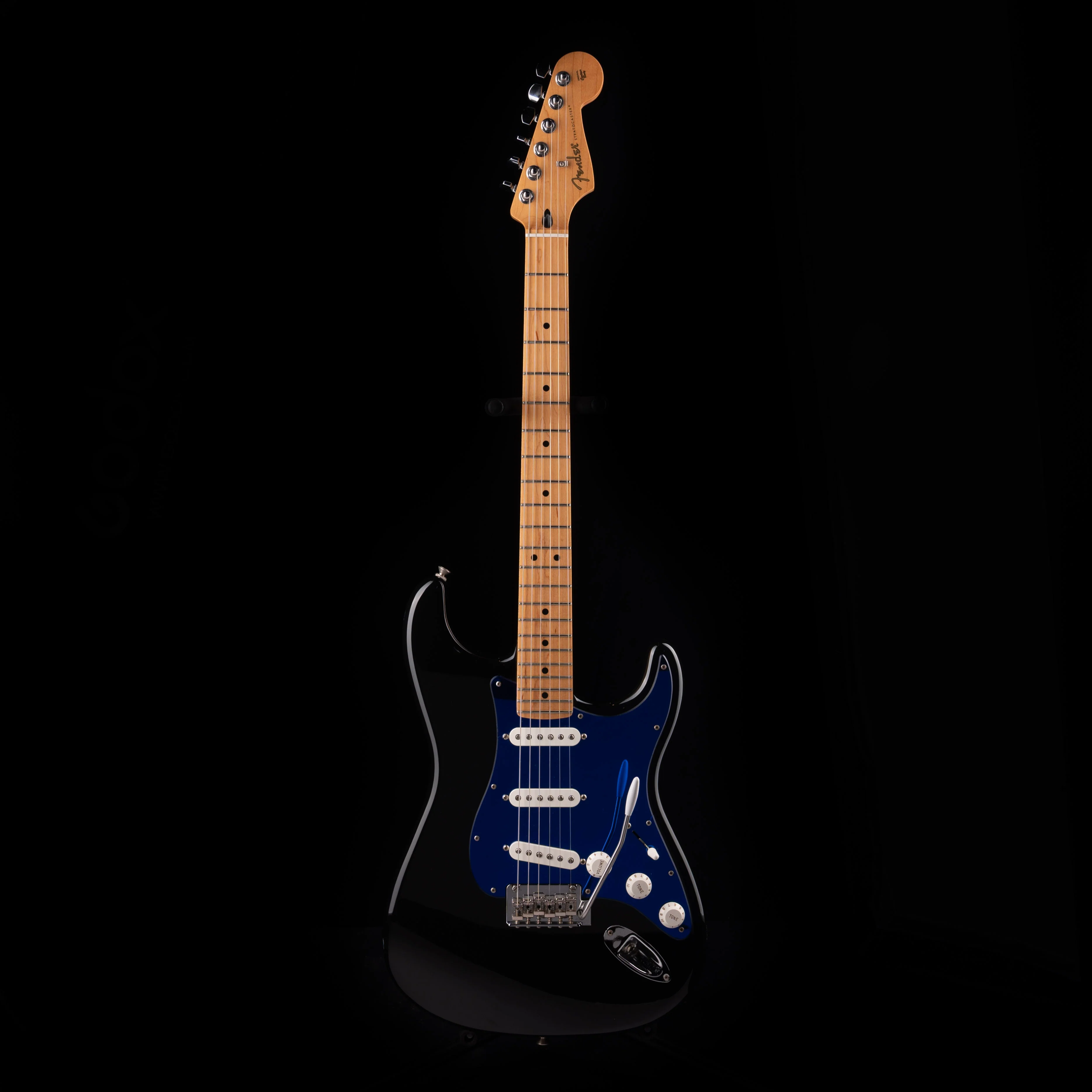 Used 2020 Fender Player Stratocaster Black - Image 2
