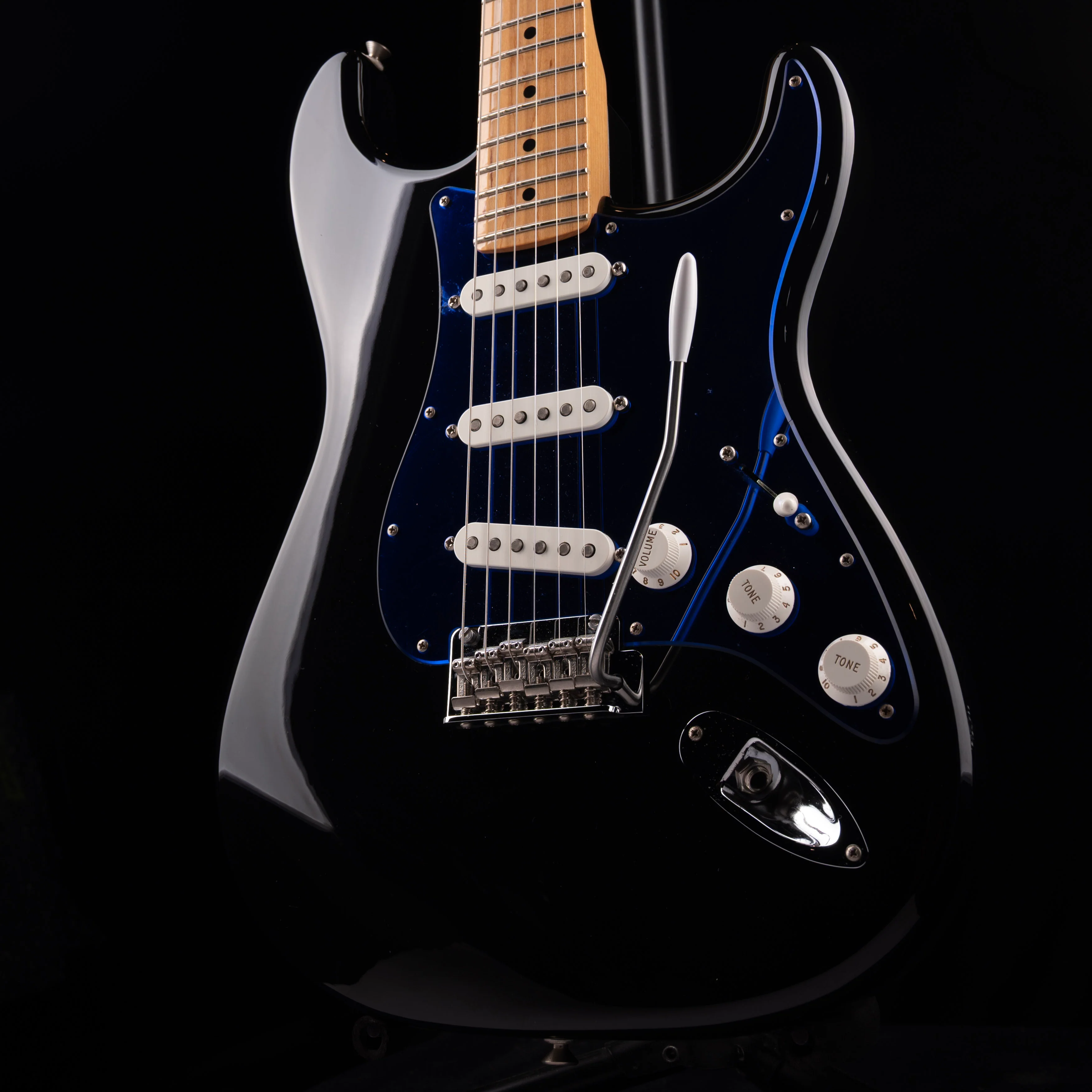 Used 2020 Fender Player Stratocaster Black - Image 3