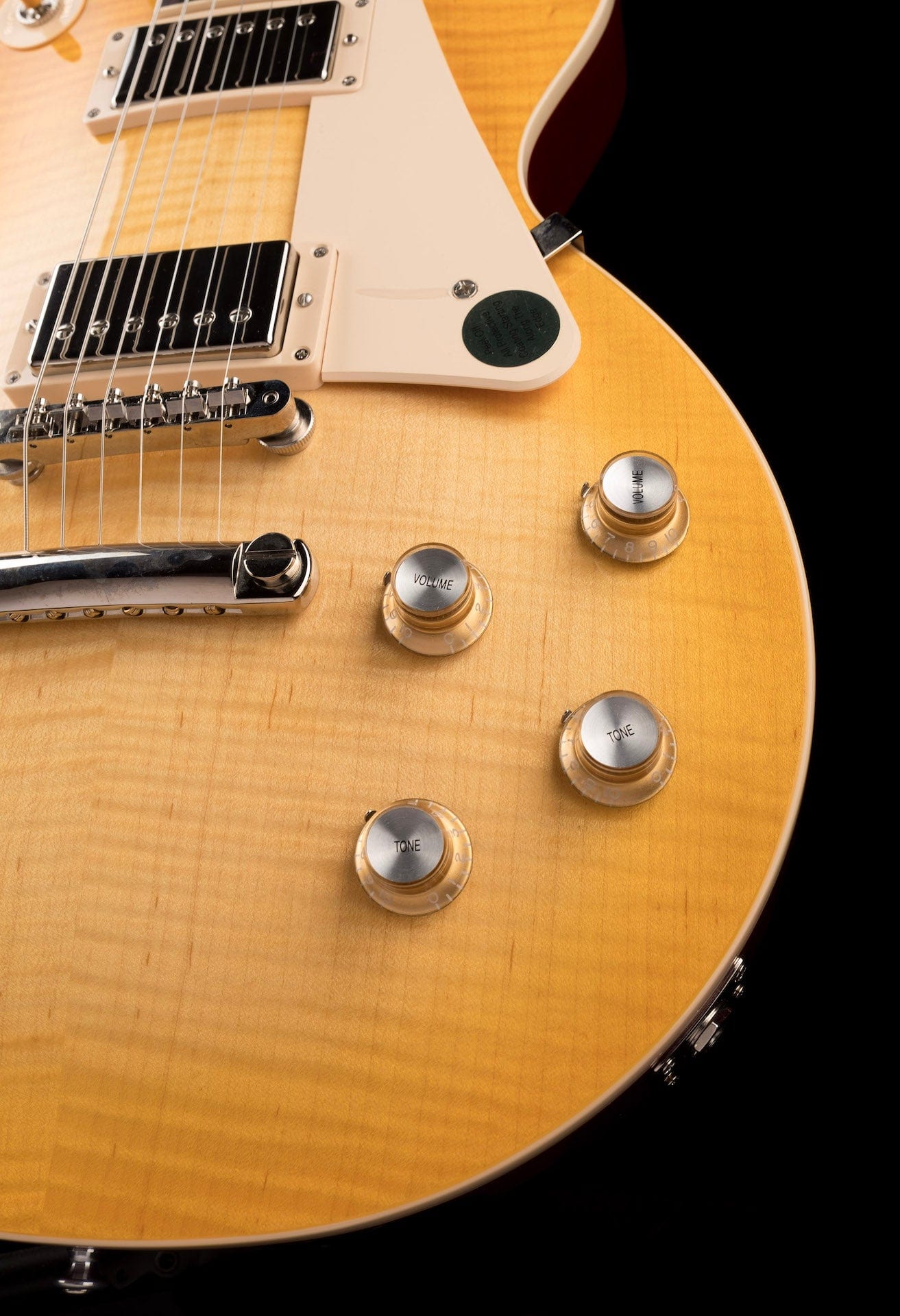 Used 2020 Gibson Limited Edition Les Paul Standard 60s Lemonburst with OHSC - Image 8