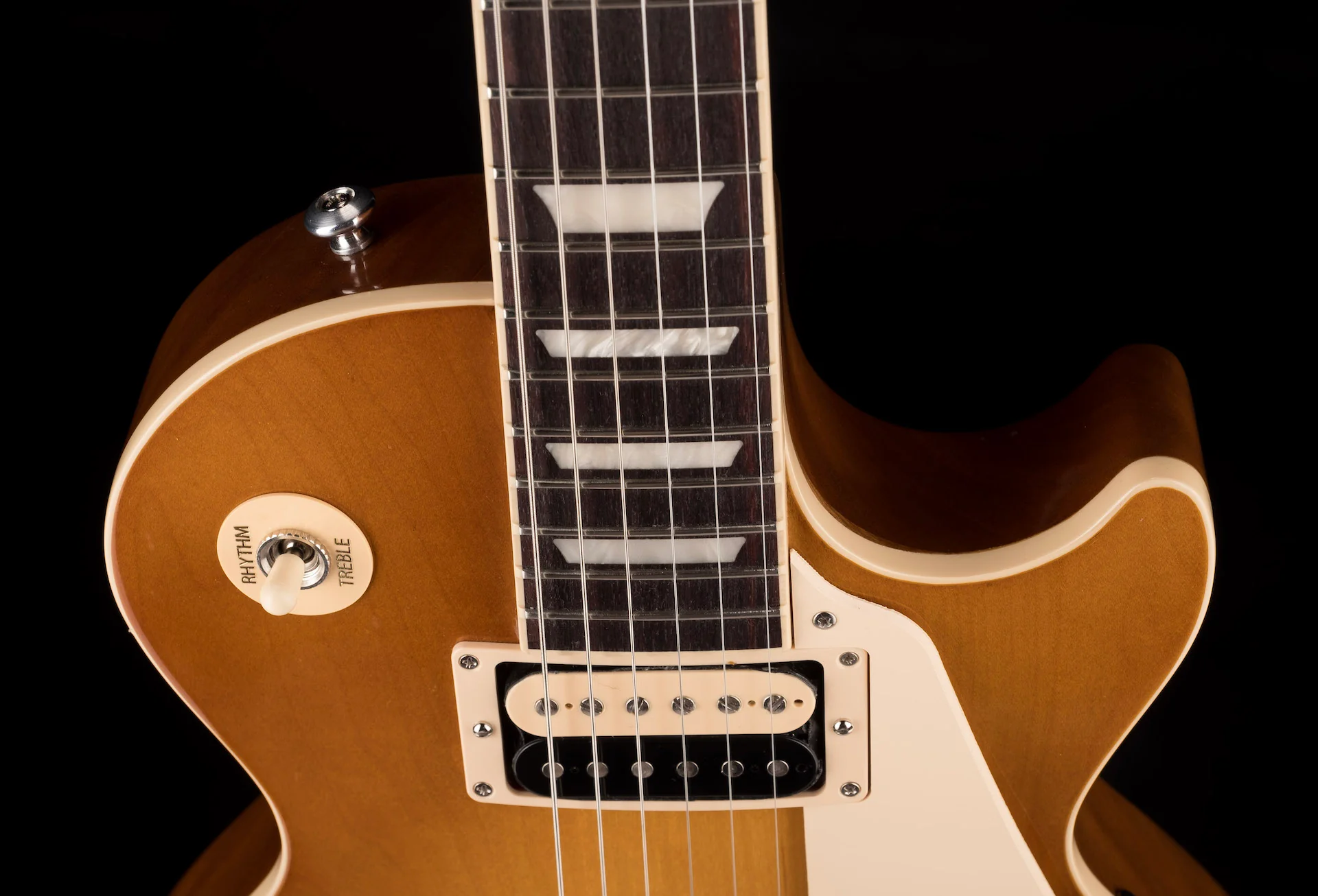 Used 2022 Gibson Les Paul Classic Honeyburst with OHSC - Image 3