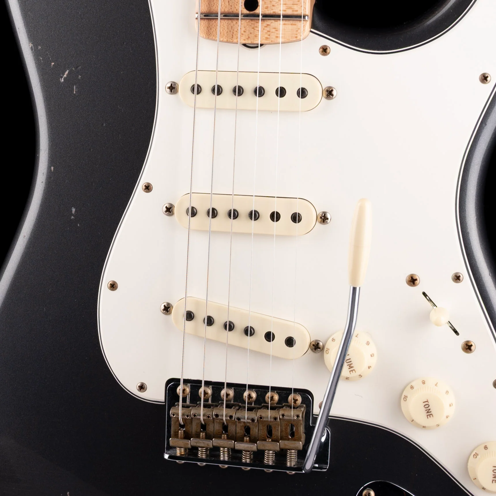 Used 2024 Fender Custom Shop 1968 Stratocaster Journeyman Relic Charcoal Frost Metallic with OHSC - Image 4