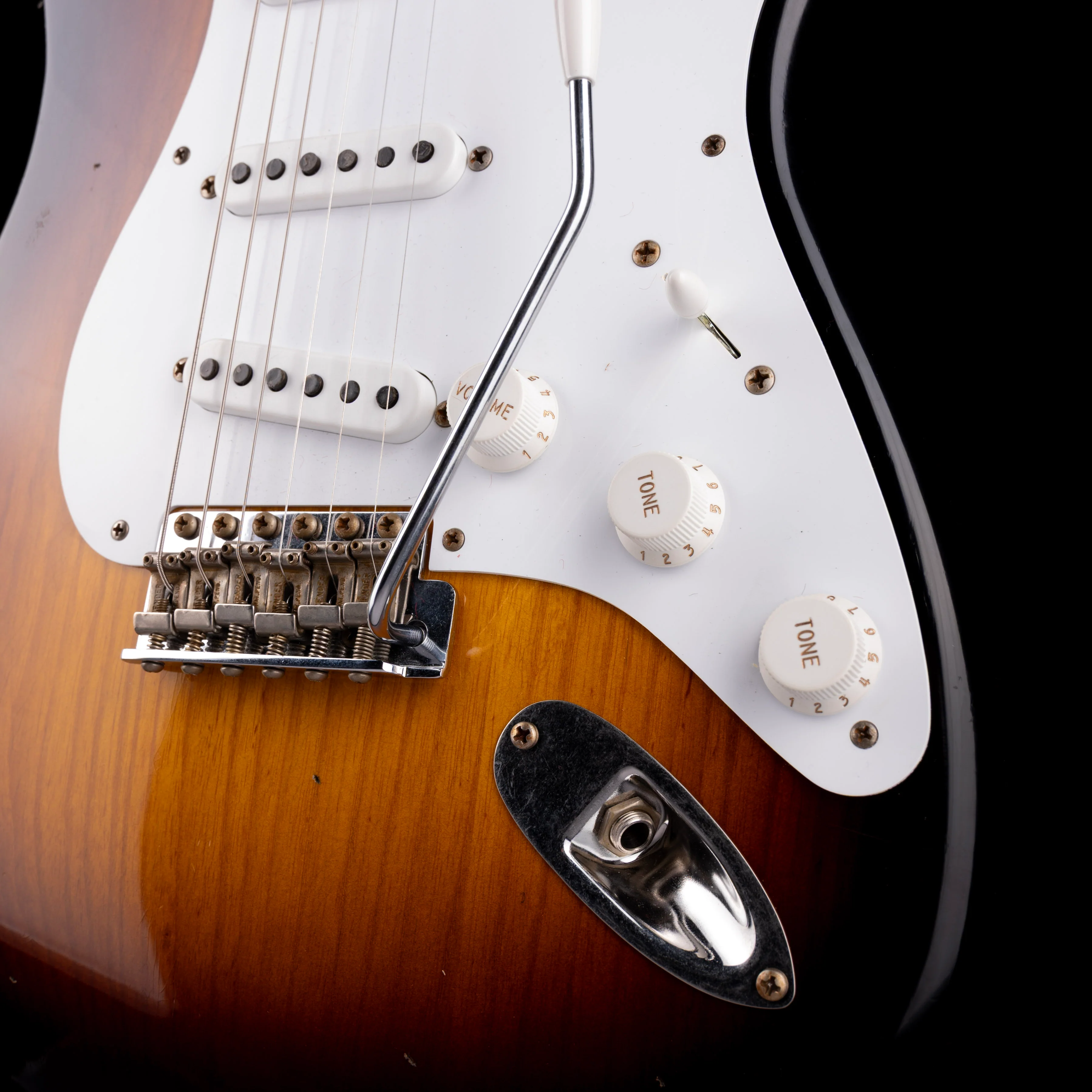 Used 2024 Fender Custom Shop Limited Edition 70th Anniversary 1954 Stratocaster Journeyman Relic Wide-Fade 2-Color Sunburst with OHSC - Image 5