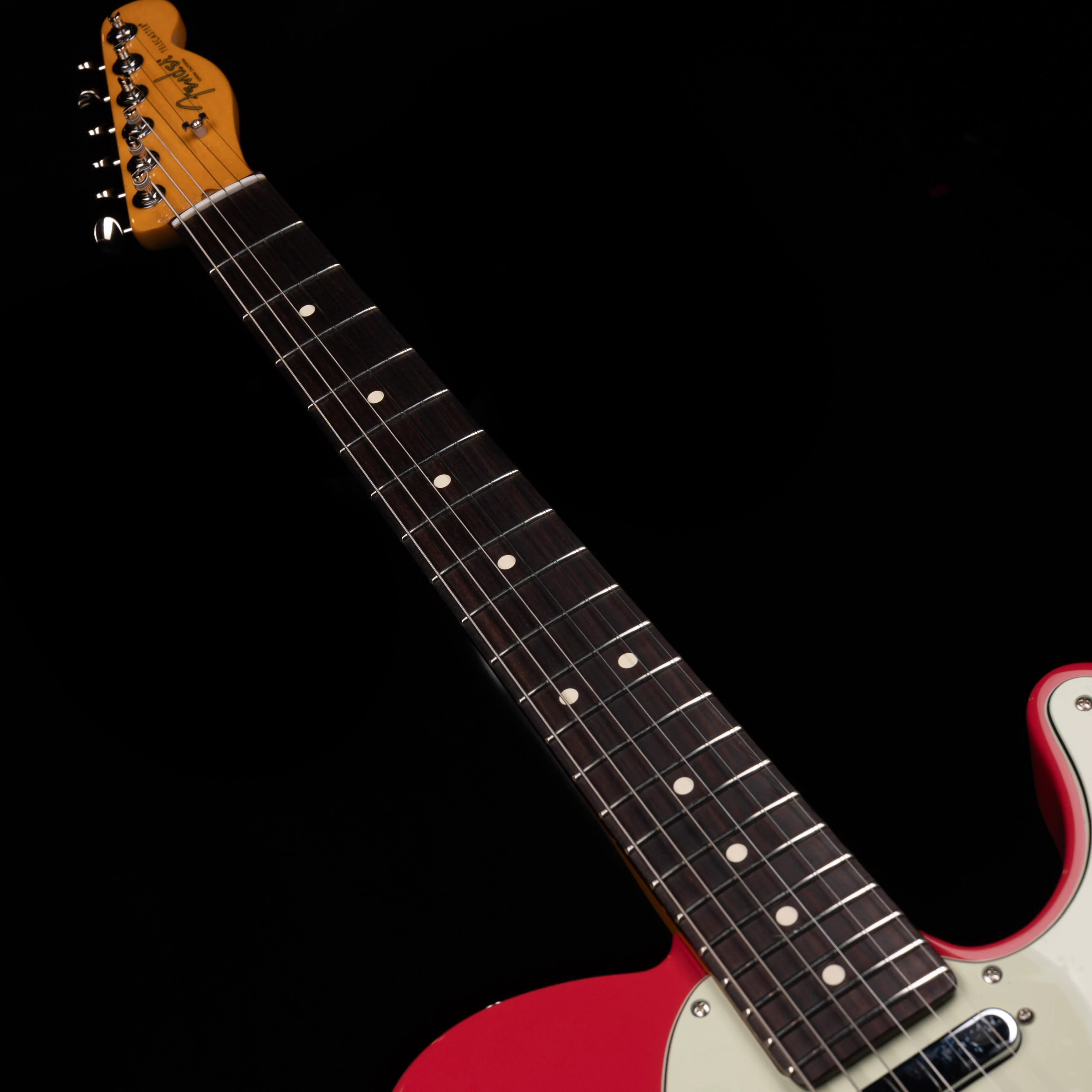 Used 2025 Fender American Professional Classic Telecaster Faded Dakota Red with Gig Bag - Image 4