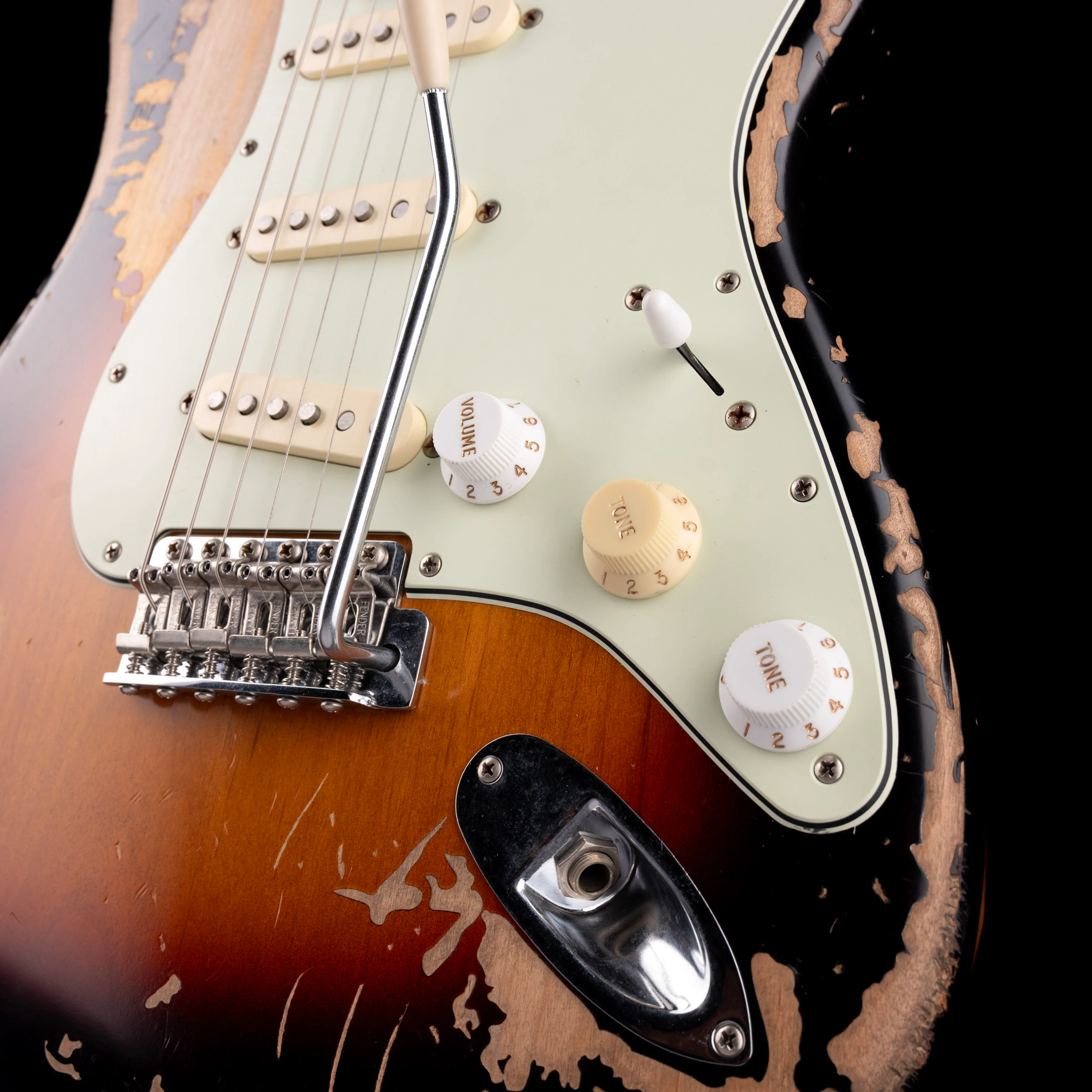 Used 2025 Fender Mike McCready Stratocaster 3-Tone Sunburst with OHSC - 2 - Image 5