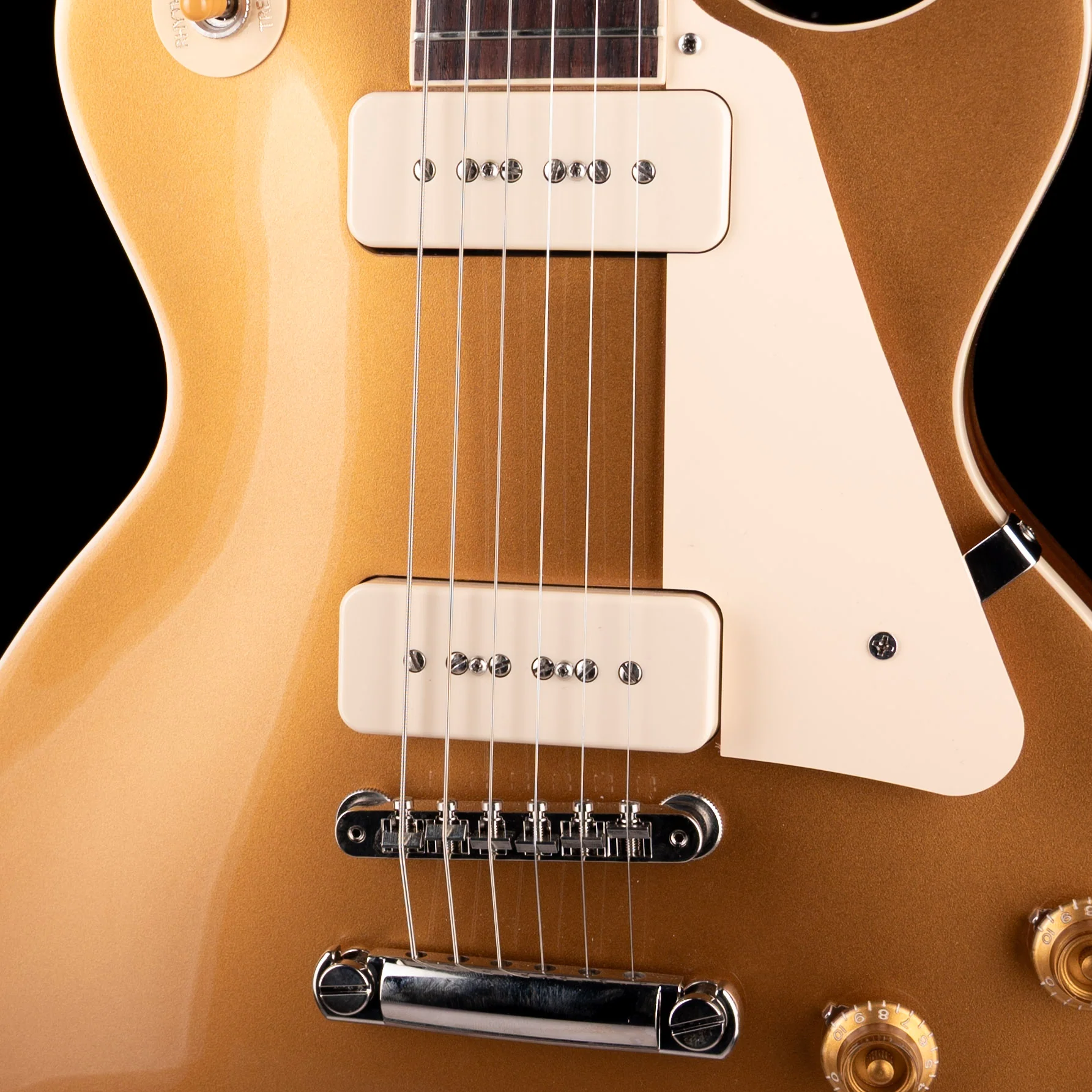 Used 2025 Gibson Les Paul Standard P90 Goldtop with OHSC - Image 4