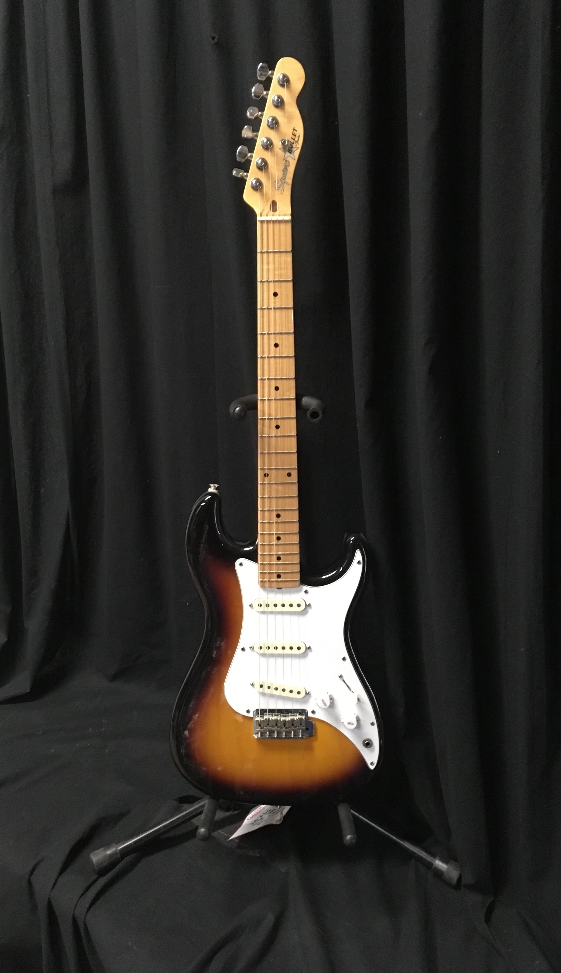 Used '80s Squier Bullet Maple Neck Stratocaster Sunburst With OHSC - Image 2
