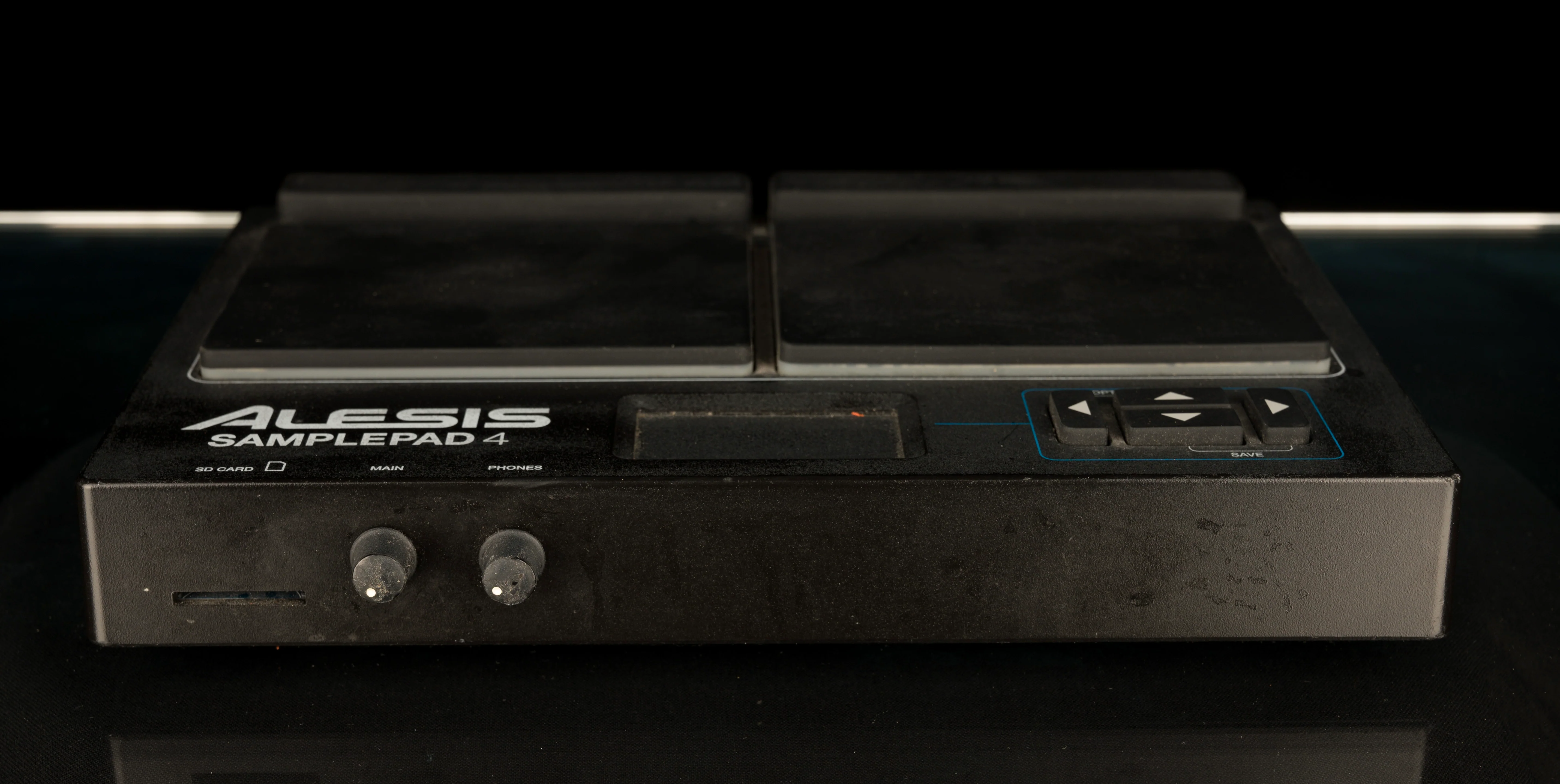 Used Alesis SamplePad 4 Compact Percussion Pad with Power Supply - Image 4