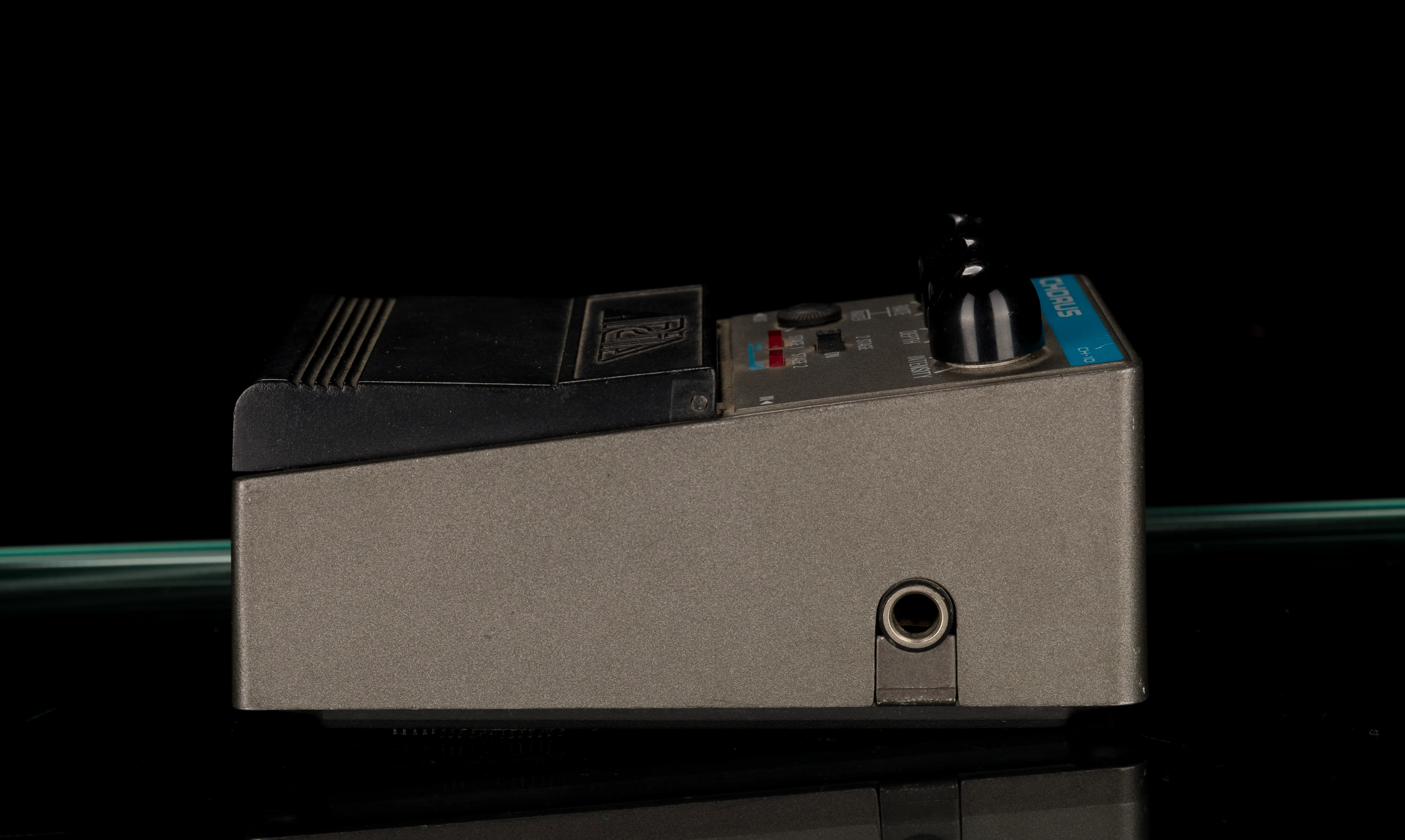 Used Aria CH-10 Dual Stage Analog Chorus Pedal - Image 4