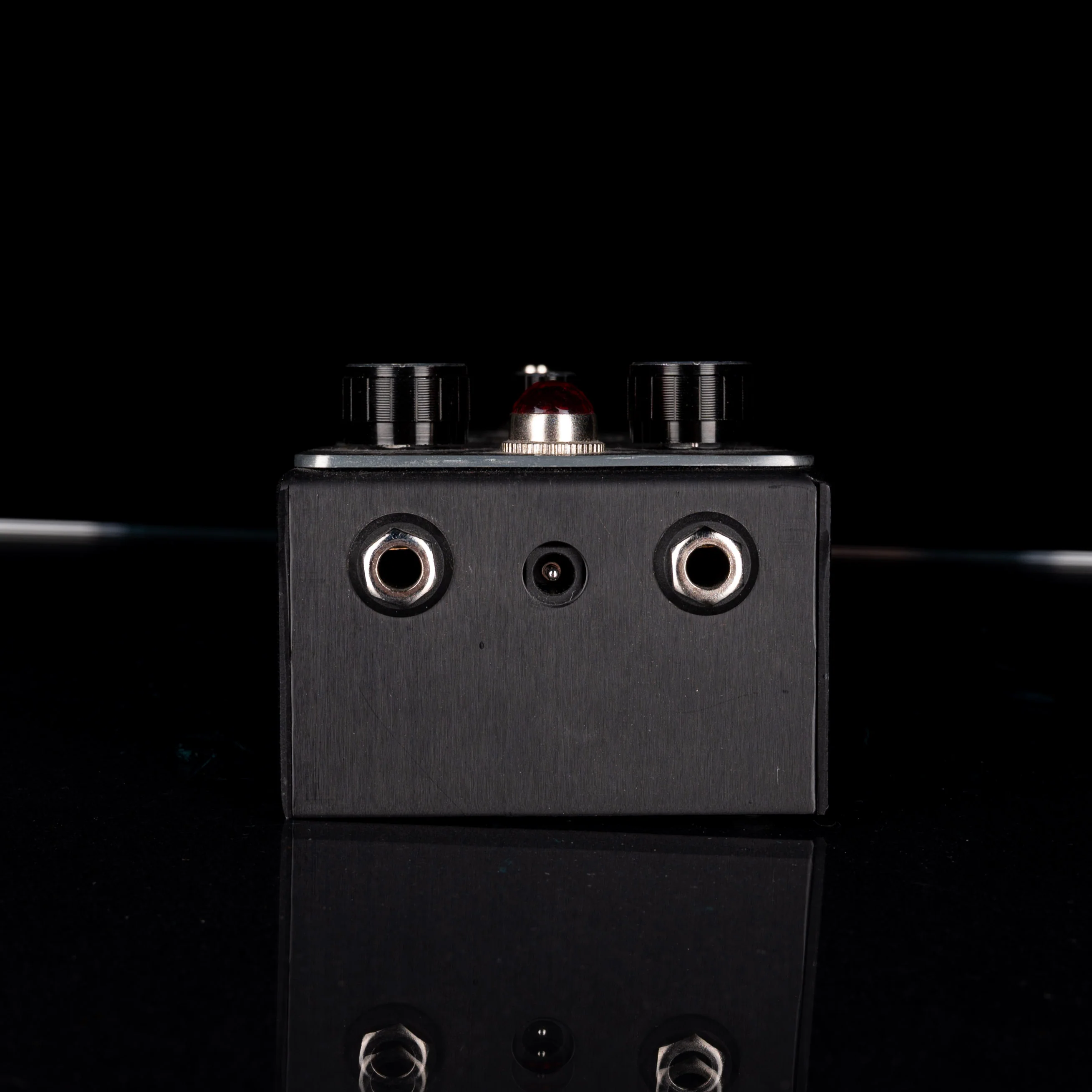 Used Beetronics Abelha Tropical Fuzz Pedal With Box - Image 4