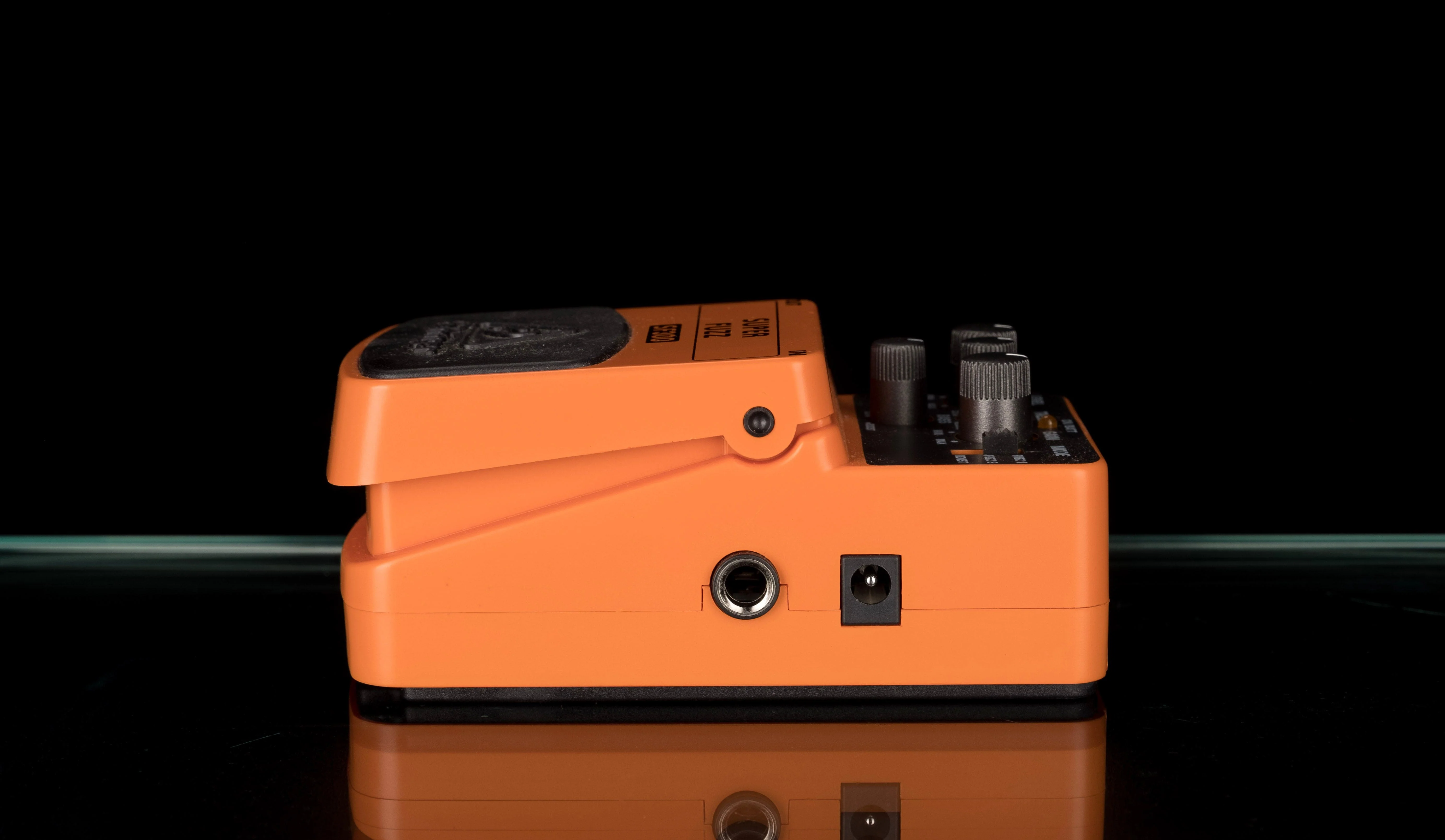 Used Behringer SF300 Super Fuzz with Box - Image 4