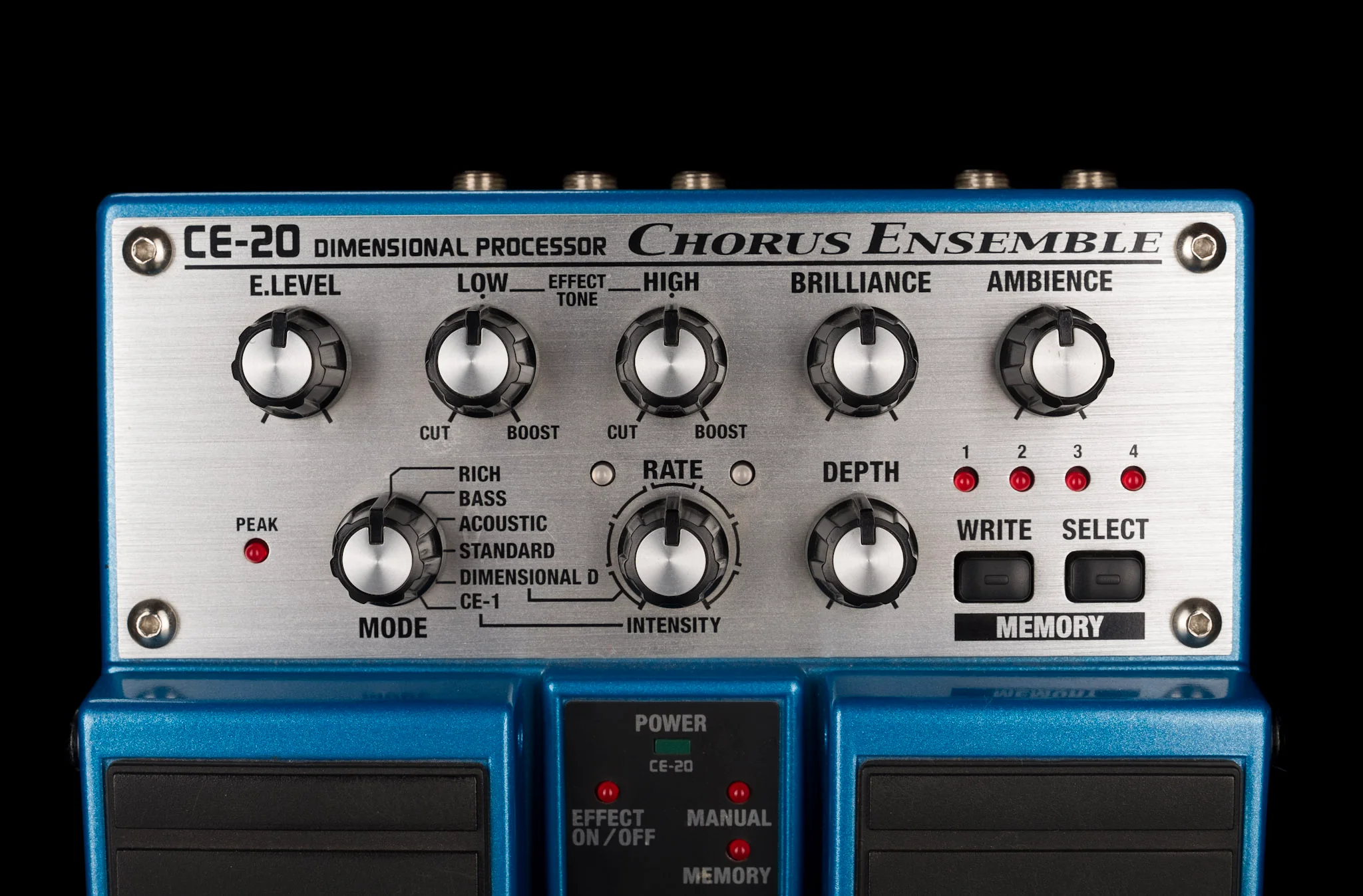 Used Boss CE-20 Chorus Ensemble Effect Pedal - Image 2