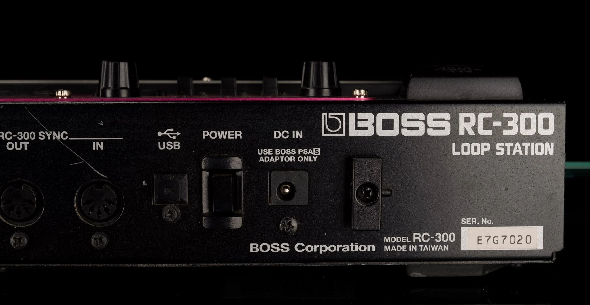 Used Boss RC-300 Loop Station Looper Guitar Effect Pedal - Image 9