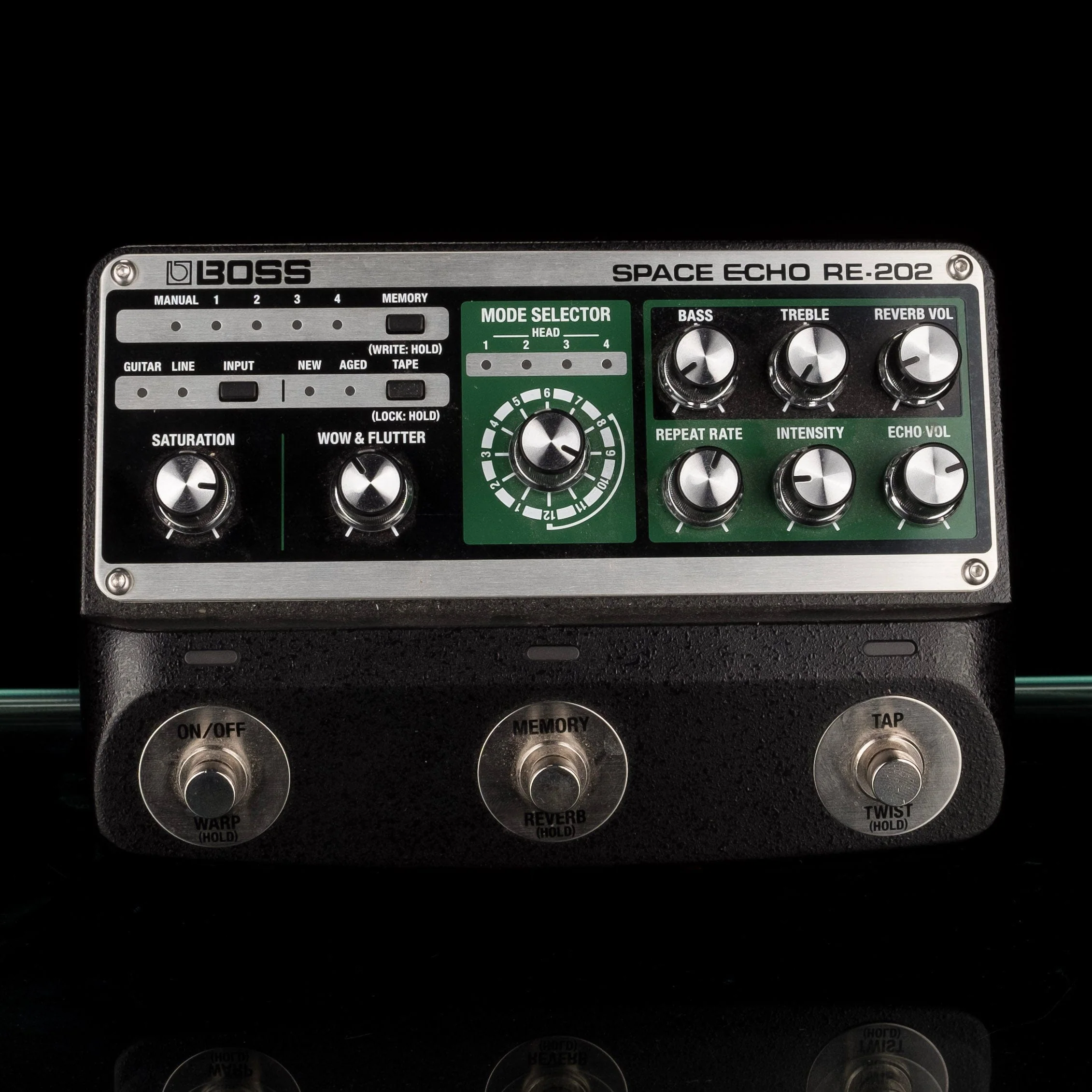 Used Boss RE-202 Space Echo with Box & Power Supply - Image 2