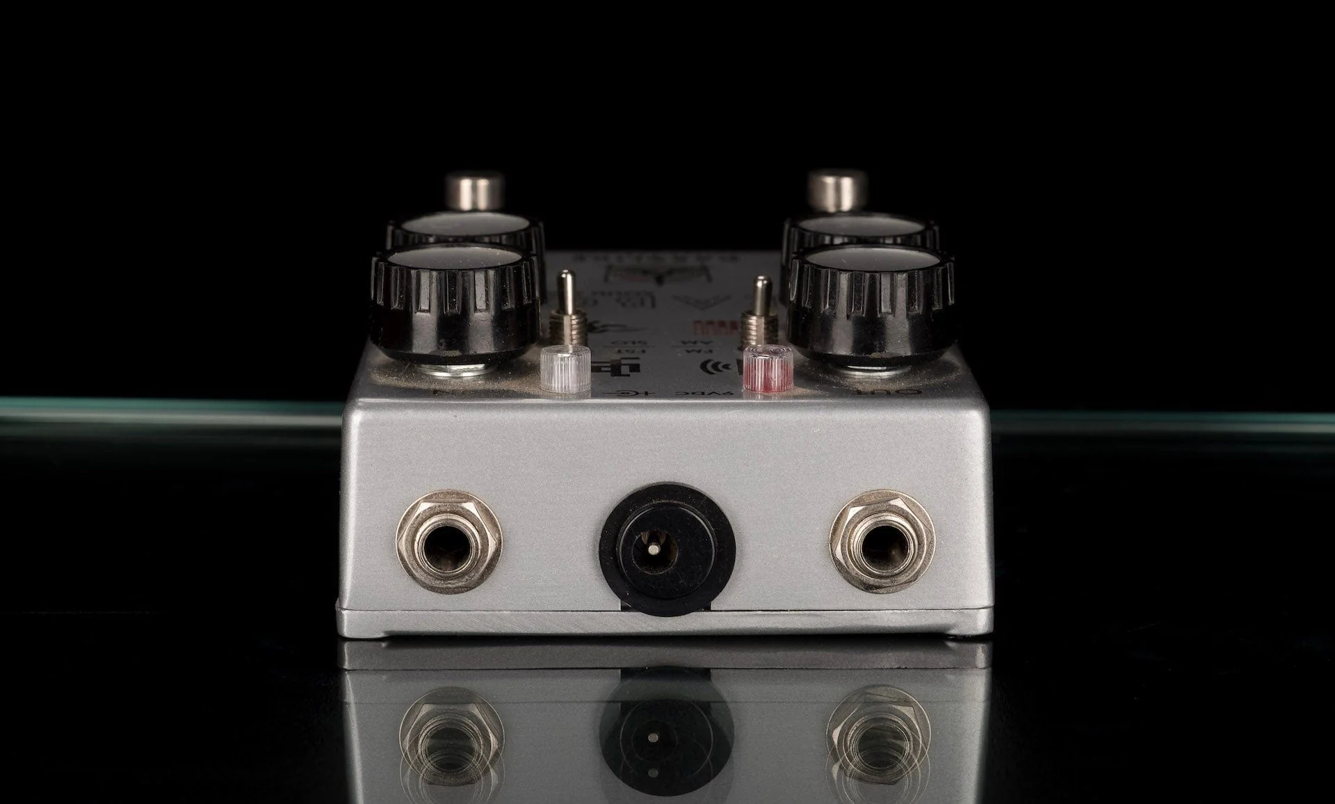 Used Caroline Guitar Company Parabola Solid State Tremolo Pedal with Box - Image 4