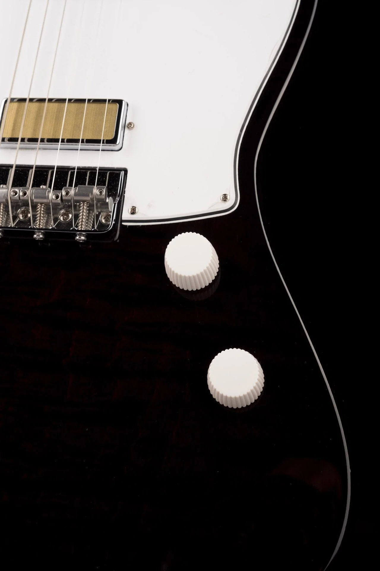Used Harmony Limited Edition Silhouette Flame Maple Top Transparent Black with Mono Case - Image 8