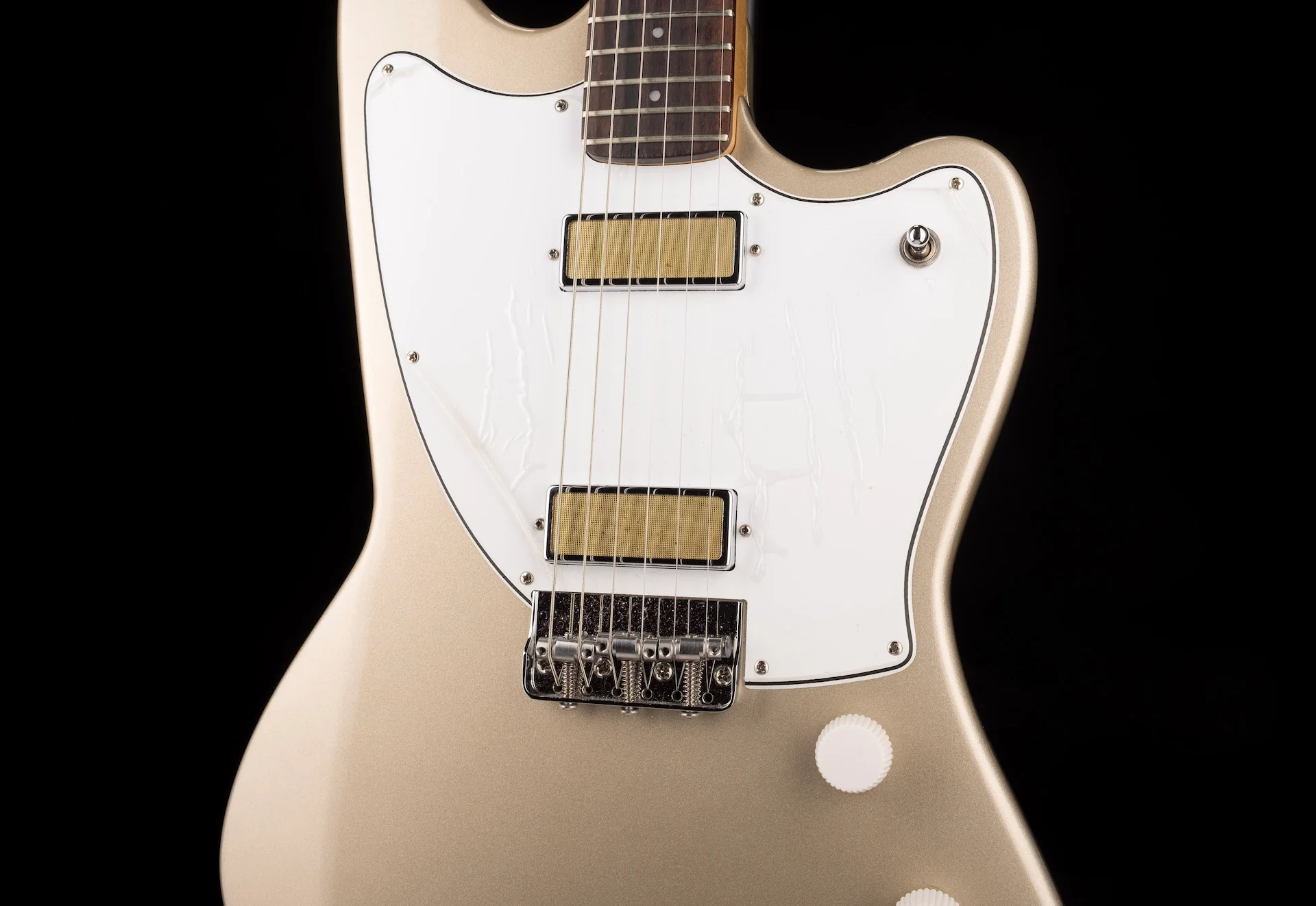 Used Demo Harmony Standard Silhouette Champagne with Mono Case - Image 6