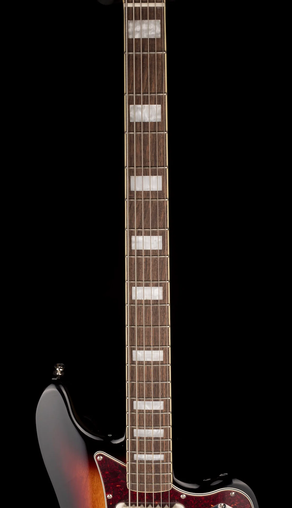 Used Demo Squier Classic Vibe Bass VI 3-Color Sunburst - Image 11