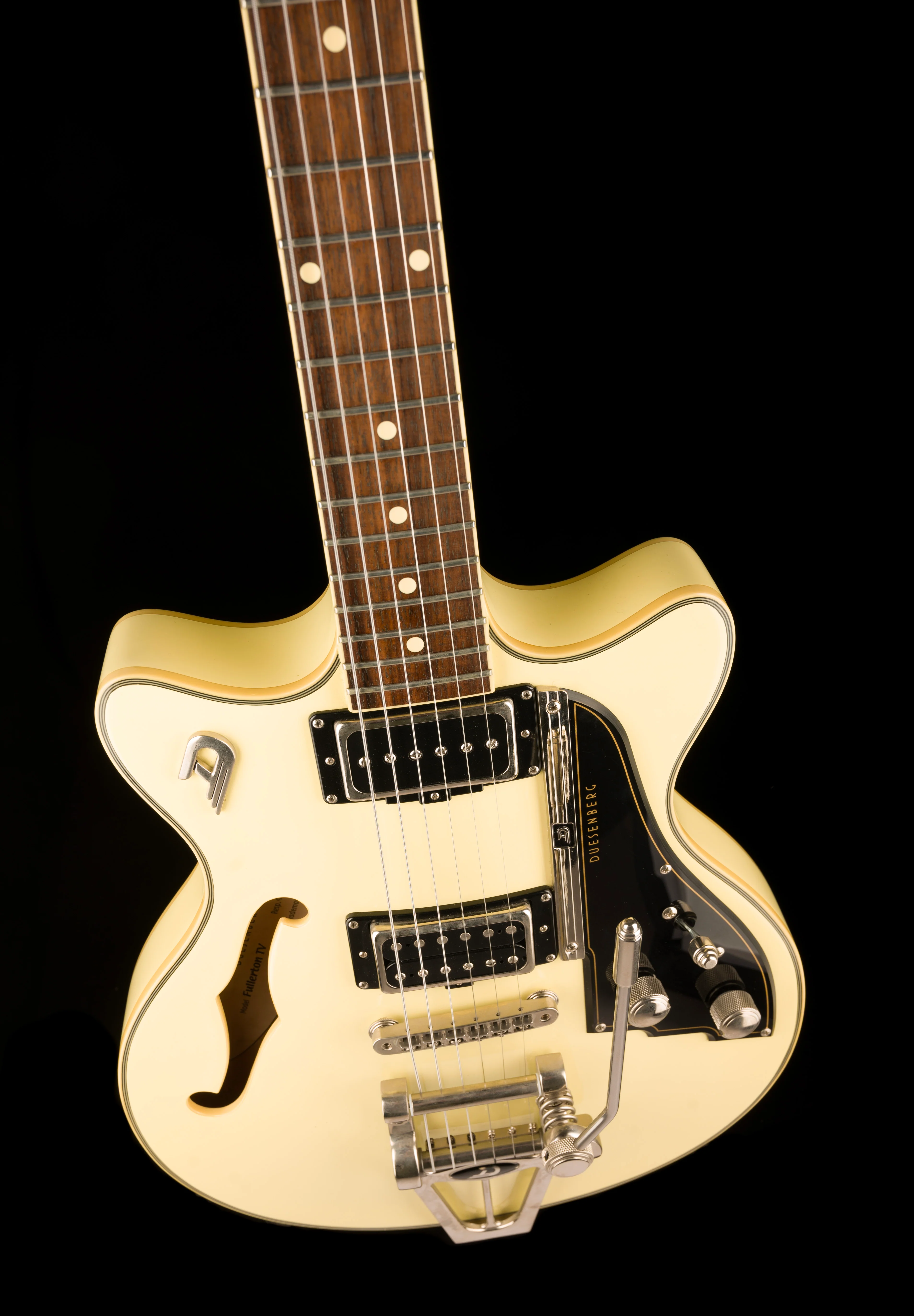 Used Duesenberg Fullerton TV Vintage White with Gig Bag - Image 4