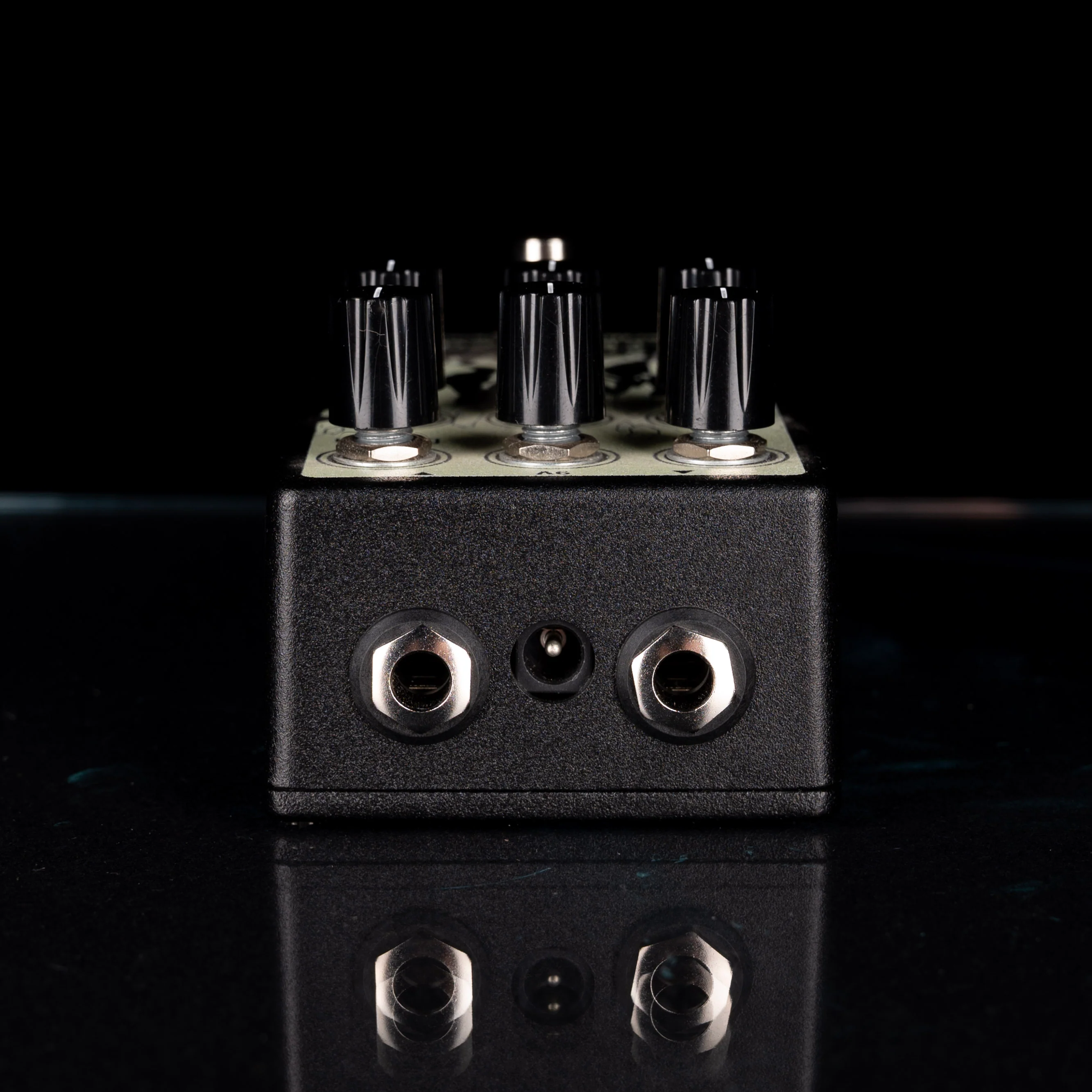 Used EarthQuaker Devices Afterneath V3 Reverb Pedal - Image 3