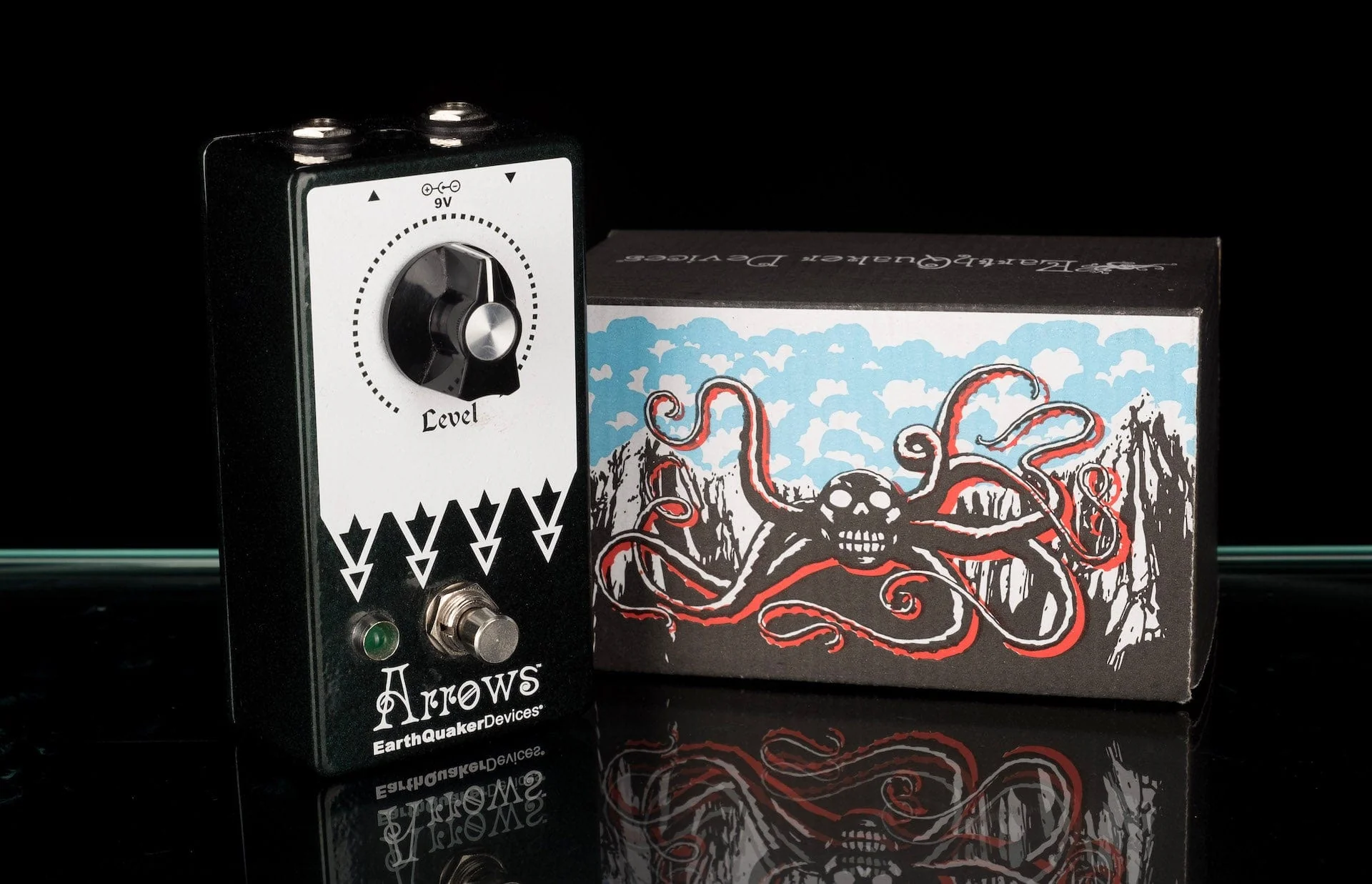 Used EarthQuaker Devices V1 Arrows Preamp Booster with Box