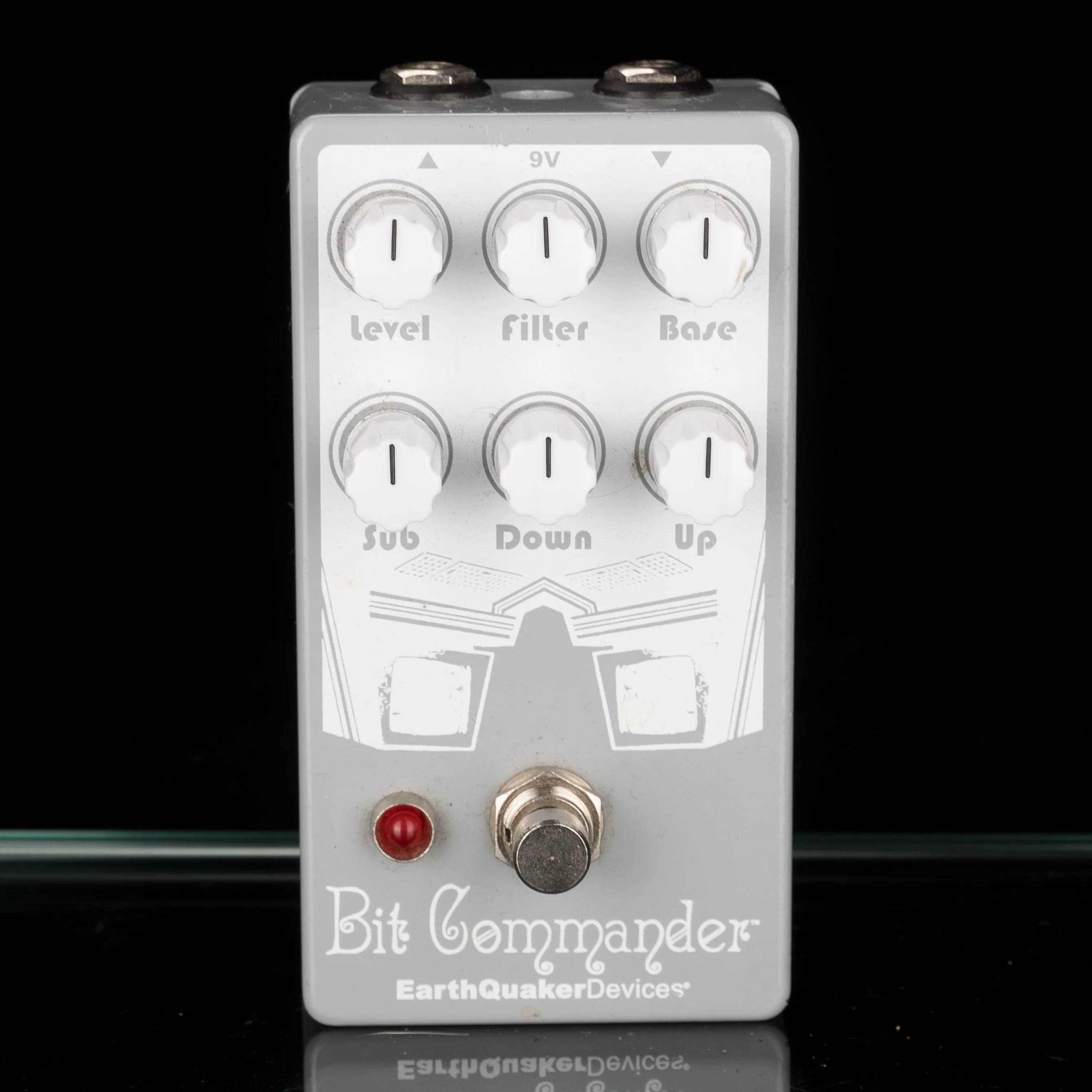 Used Earthquaker Devices Bit Commander V2 Octave Synth Pedal with Box - Image 2