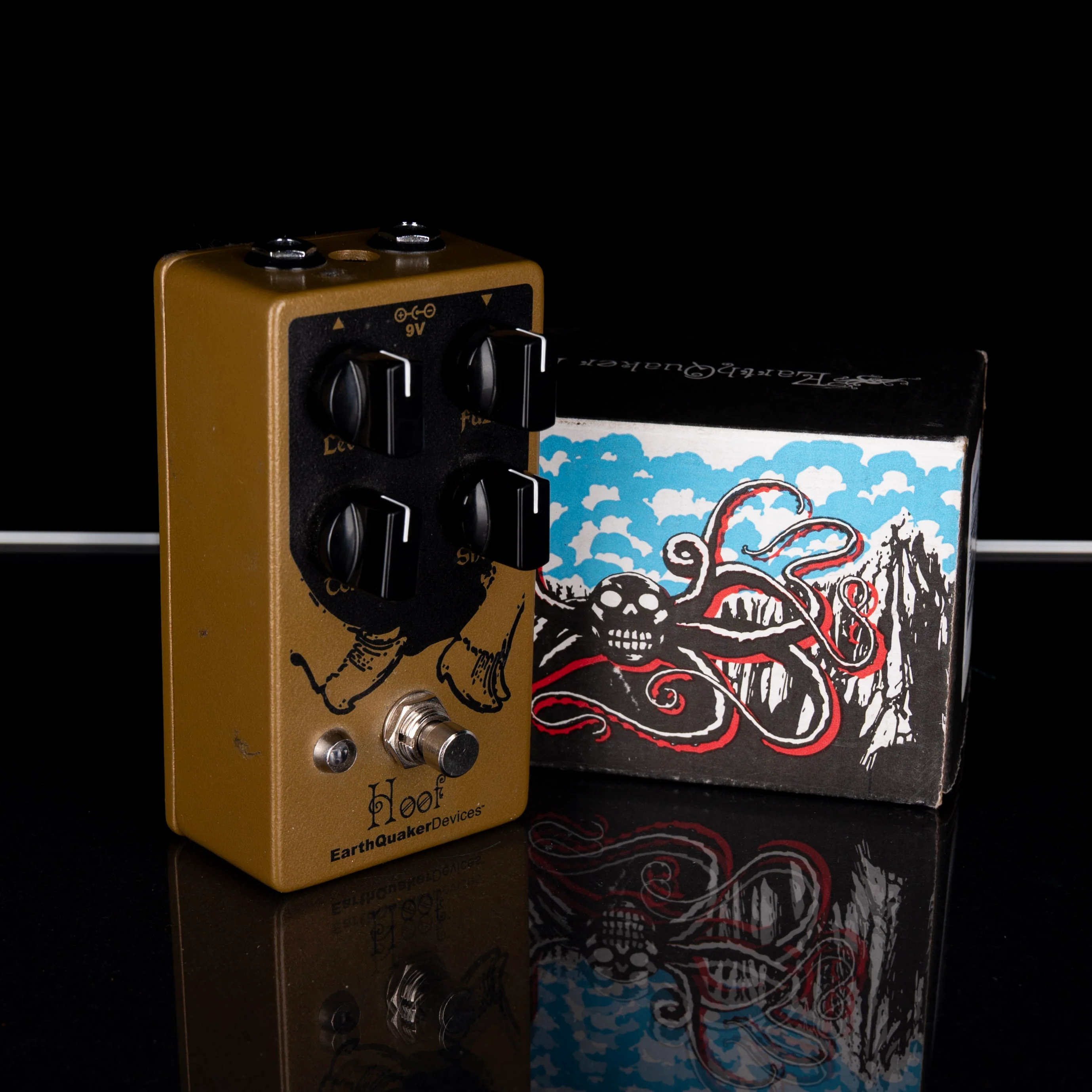 Used EarthQuaker Devices Hoof Fuzz Pedal With Box - 3