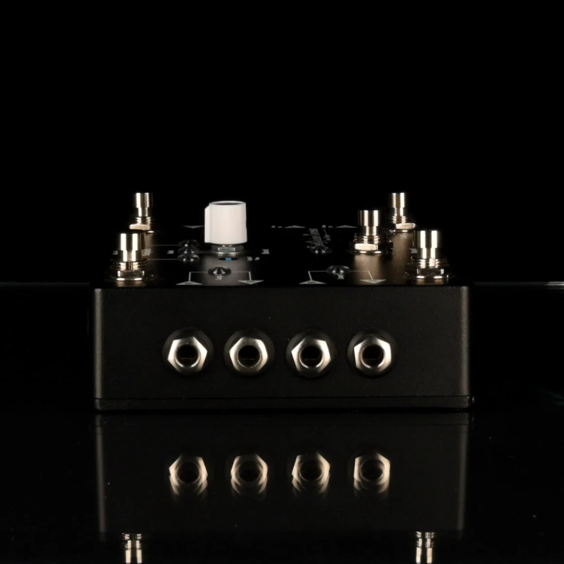 Used EarthQuaker Devices Swiss Things PedalBoard Reconciler Guitar Pedal with Box - Image 4