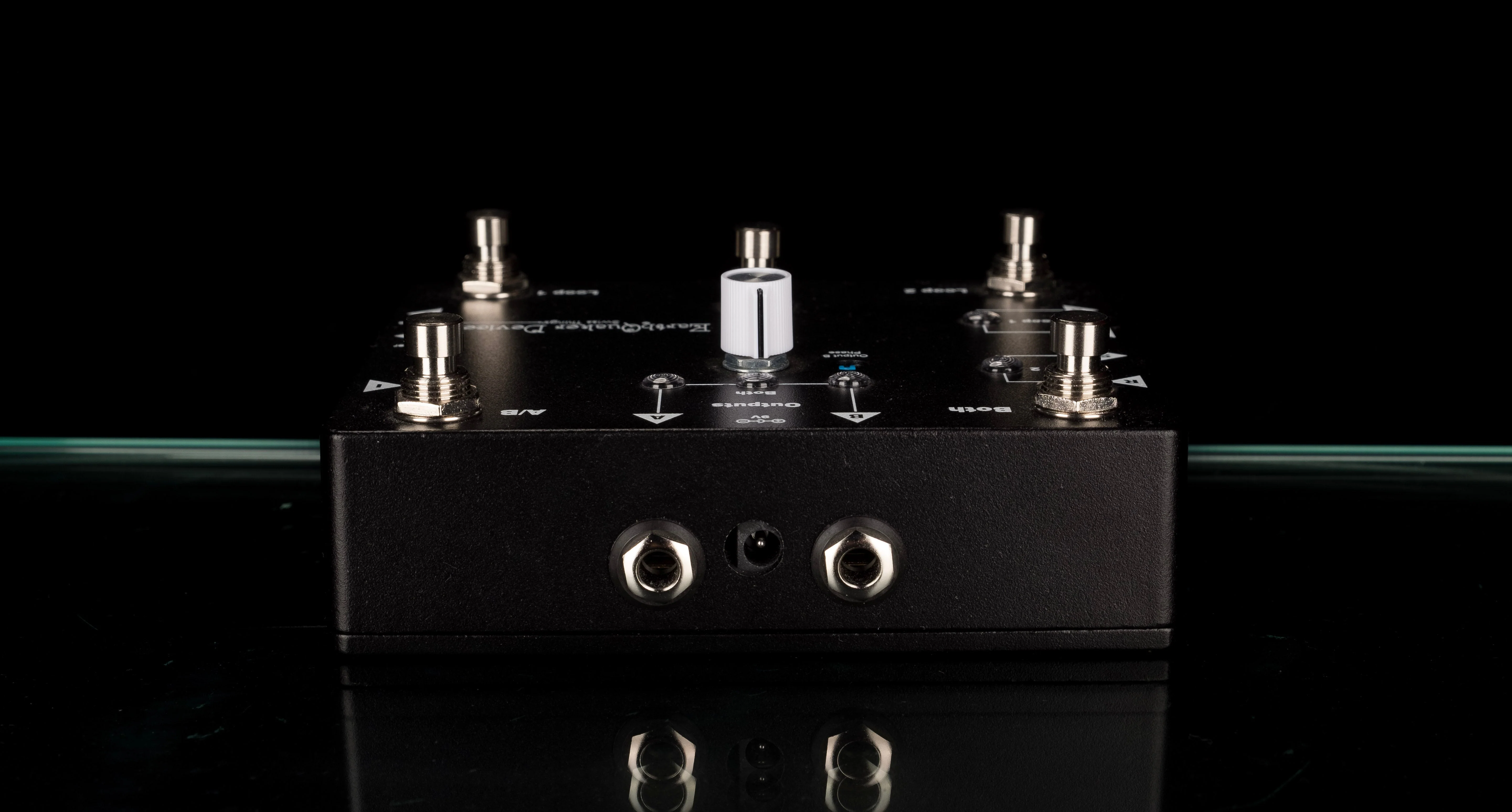 Used EarthQuaker Devices Swiss Things PedalBoard Reconciler with Box - Image 4