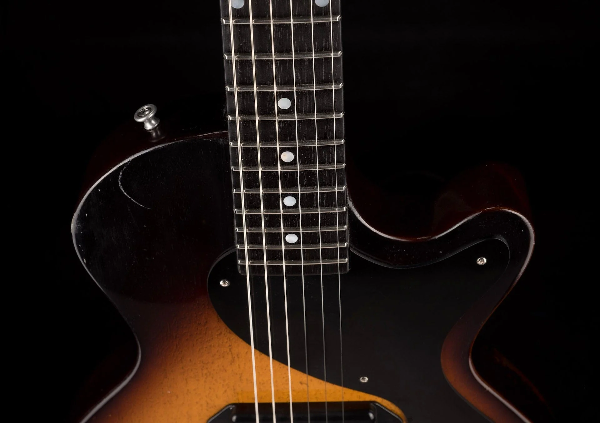 Used Eastman SB55/V Antique Sunburst with OHSC - Image 3