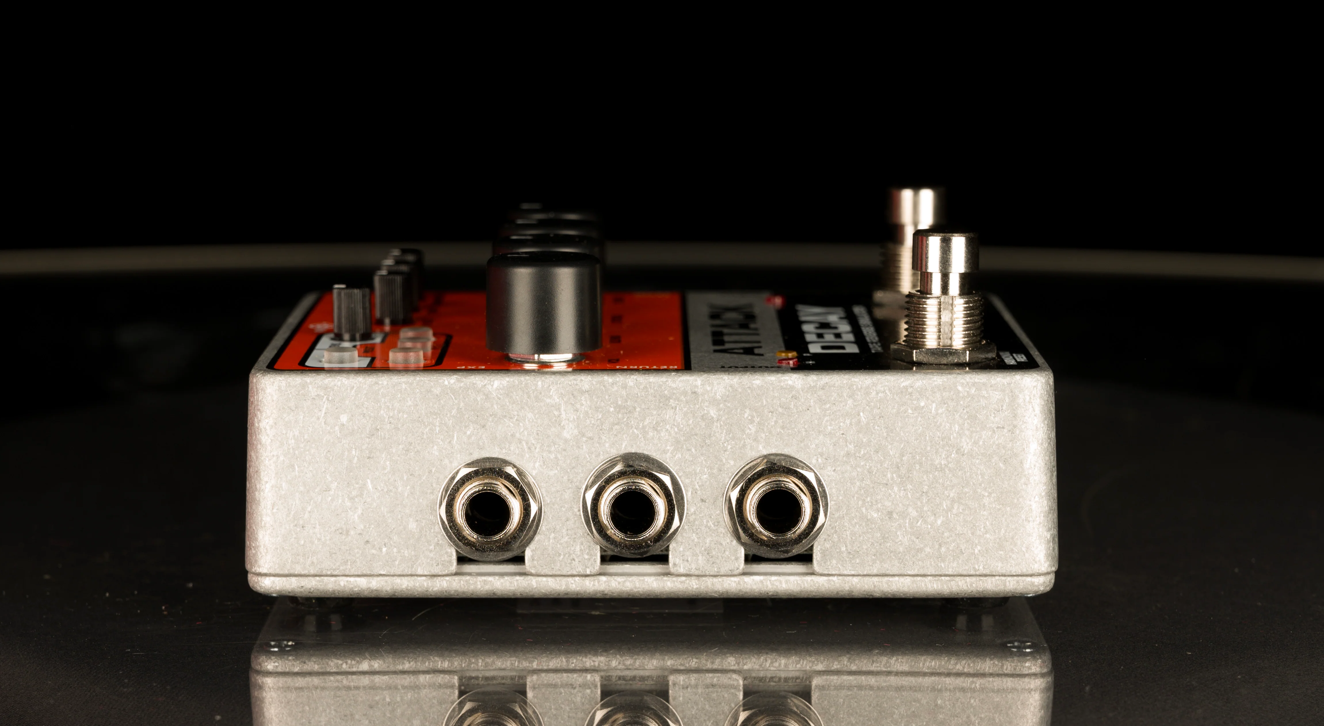 Used Electro Harmonix Attack Decay Tape Reverse Simulator with Box - 2 - Image 6