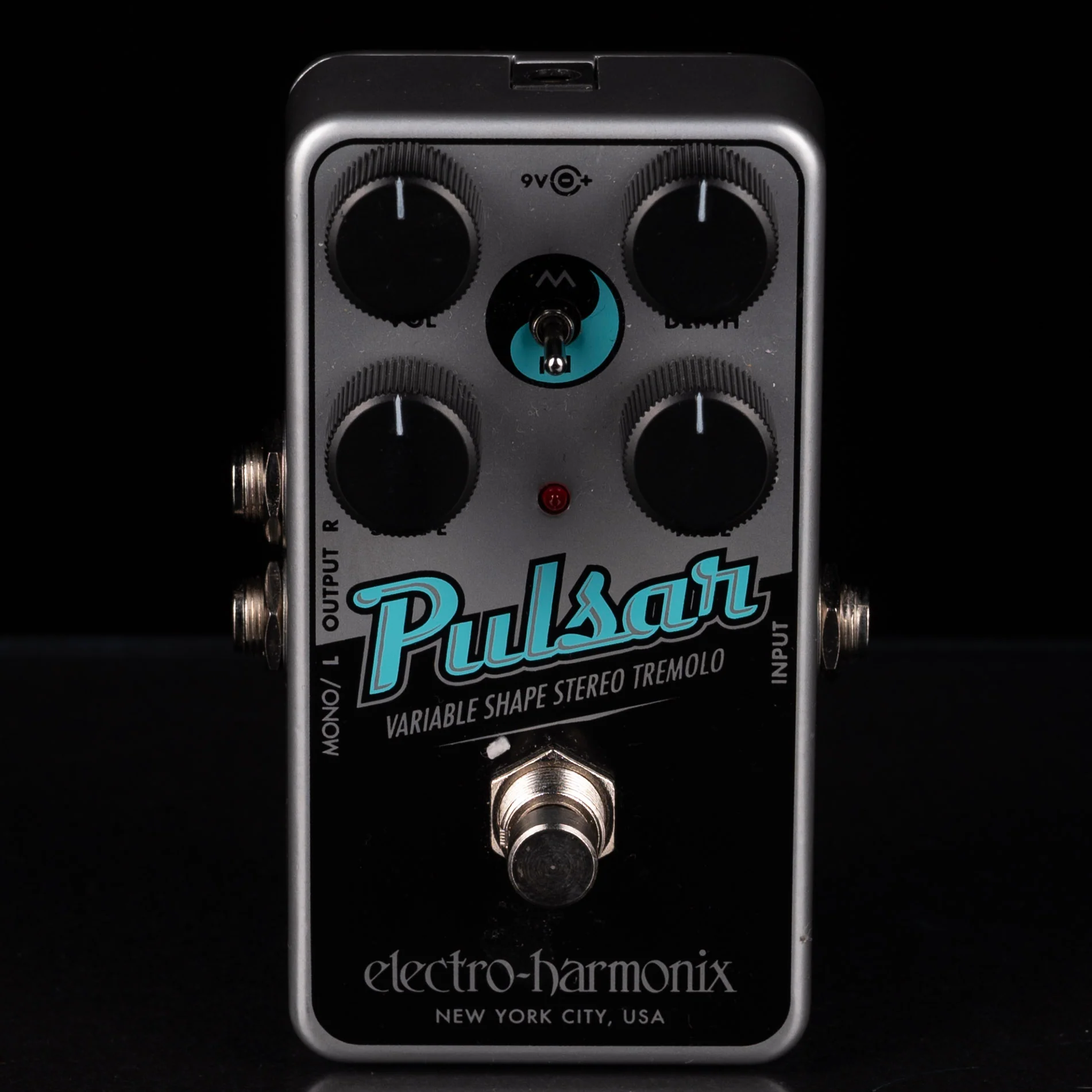 Used Electro-Harmonix Nano Pulsar Stereo Tremolo Pedal
