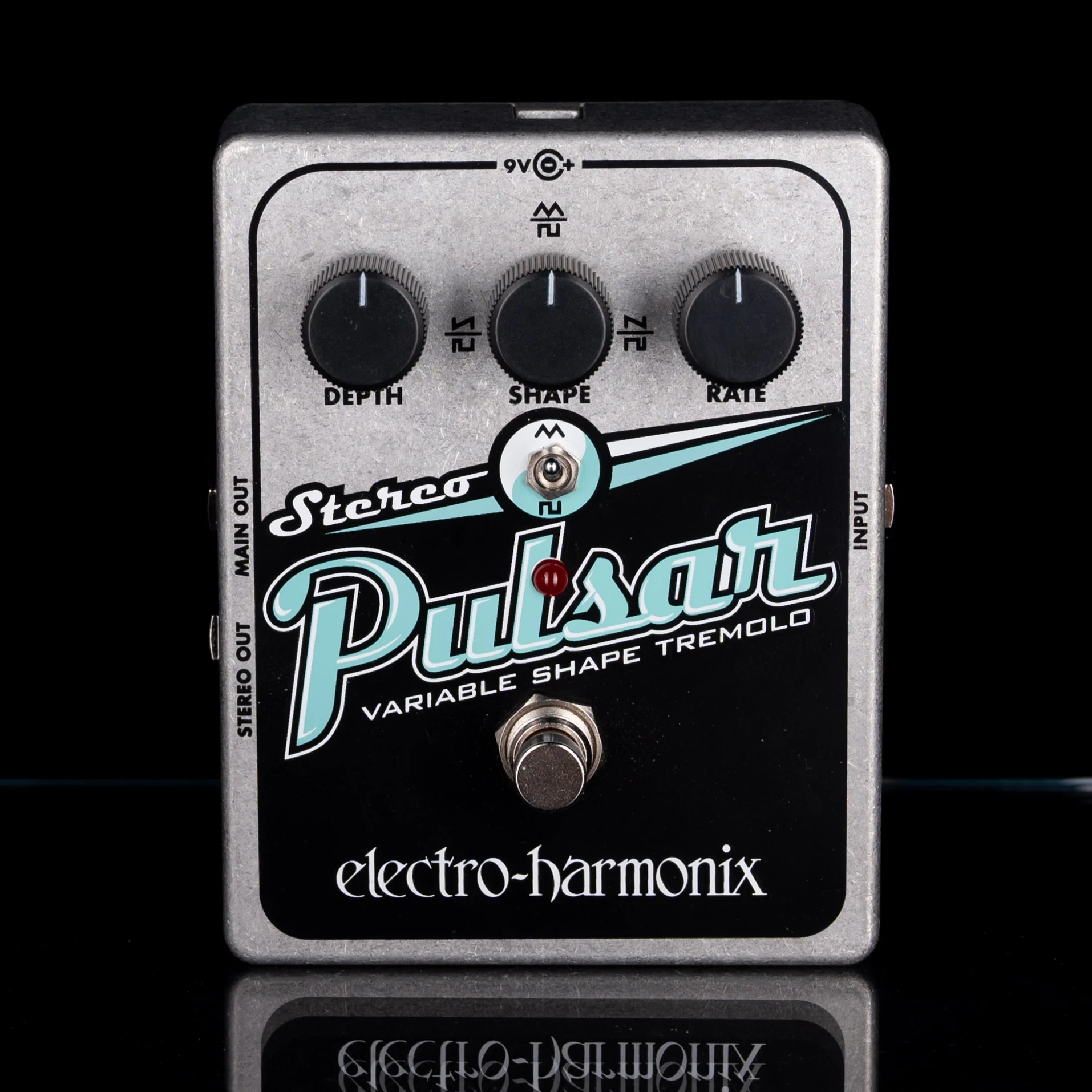 Used Electro-Harmonix Stereo Pulsar Variable Shape Analog Tremolo Pedal with Box - Image 2